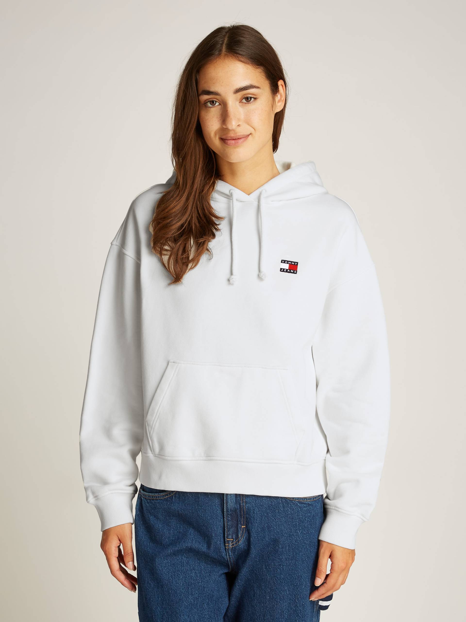 Tommy Jeans Hoodie »TJW BXY BADGE HOODIE EXT«, mit Logo-Badge von TOMMY JEANS