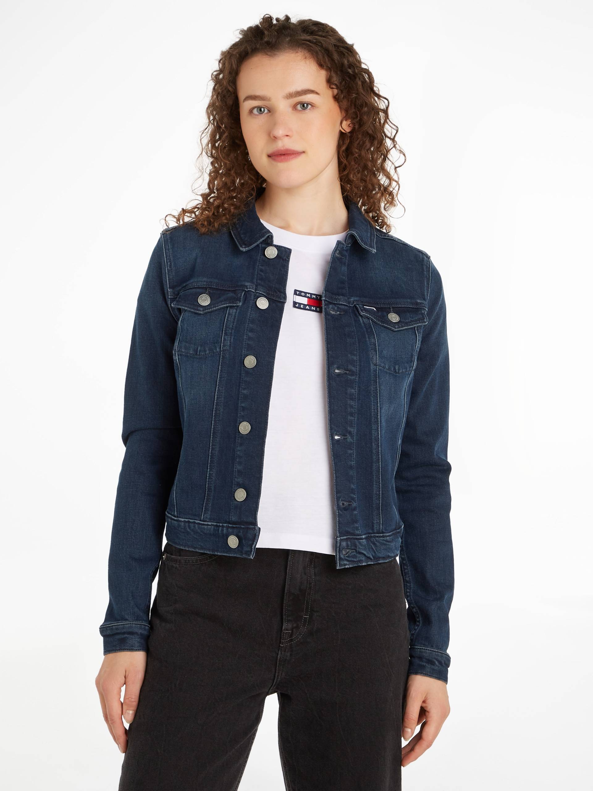 Tommy Jeans Jeansjacke »VIVIANNE SKN JACKET CH8168«, mit Tommy Jeans Flagge Tommy Jeans Jeansjacke »VIVIANNE SKN JACKET CH8168«, mit Tommy Jeans Flagge von TOMMY JEANS