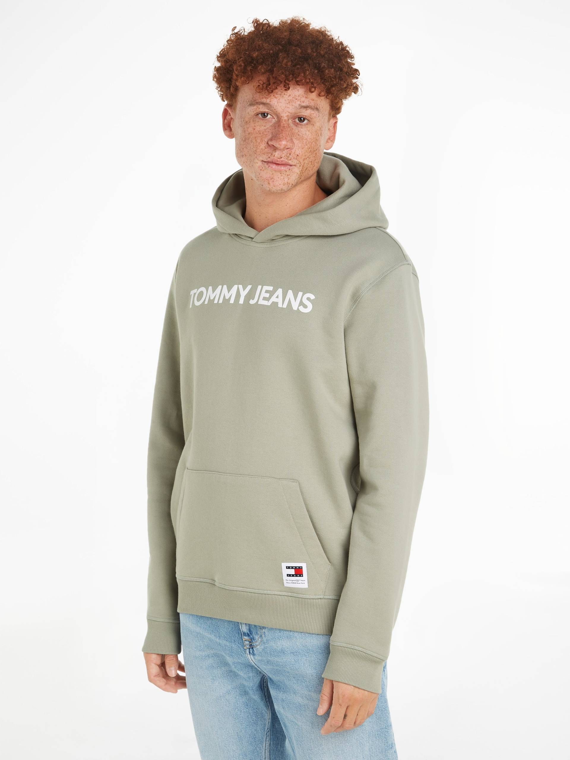 Tommy Jeans Kapuzensweatshirt »TJM REG BOLD CLASSICS HOODIE EXT«, mit Logodruck auf der Brust von TOMMY JEANS