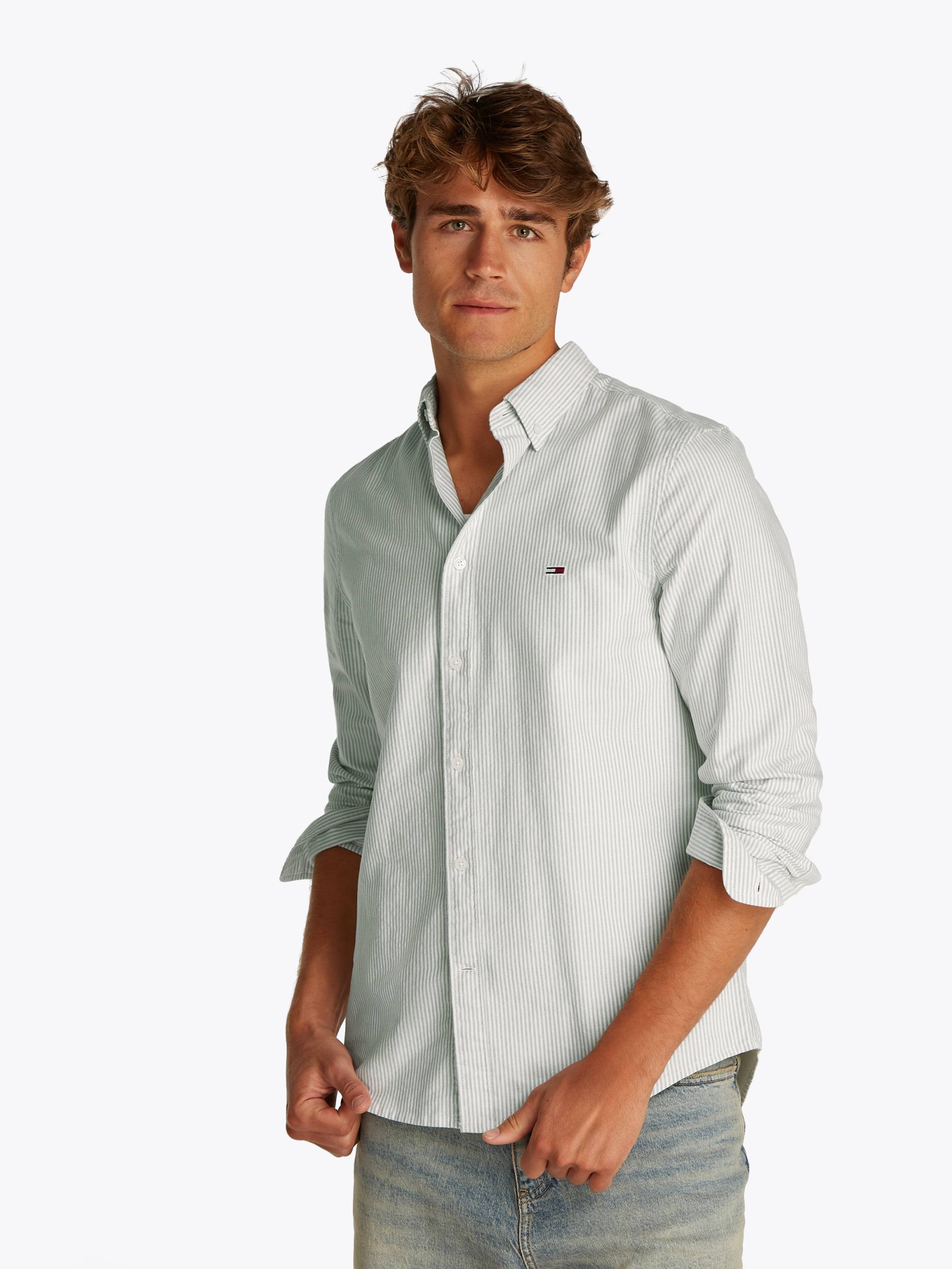 Tommy Jeans Langarmhemd »TJM SLIM STRIPE OXFORD SHIRT EXT«, Mit Button-Down-Kragen von TOMMY JEANS