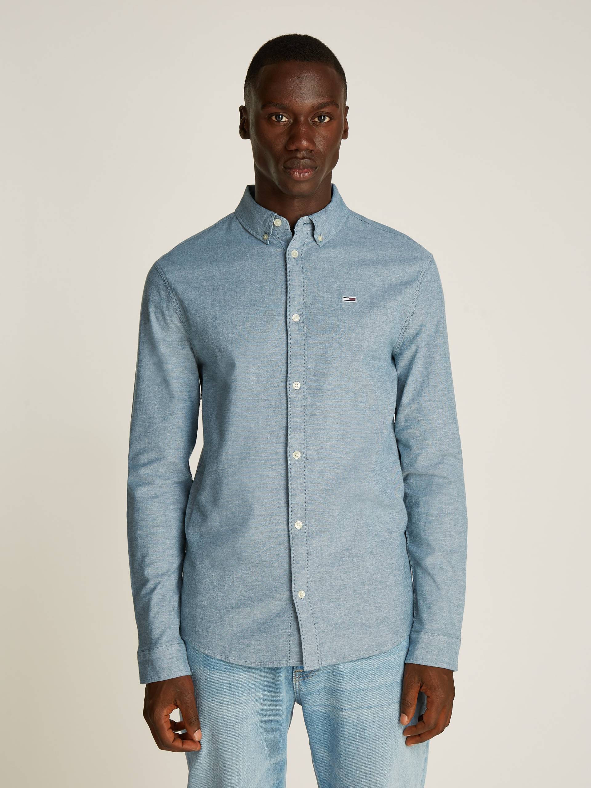 Tommy Jeans Langarmhemd »TJM Slim Stretch Oxford Shirt«, mit Flaglabel auf der Brust von TOMMY JEANS