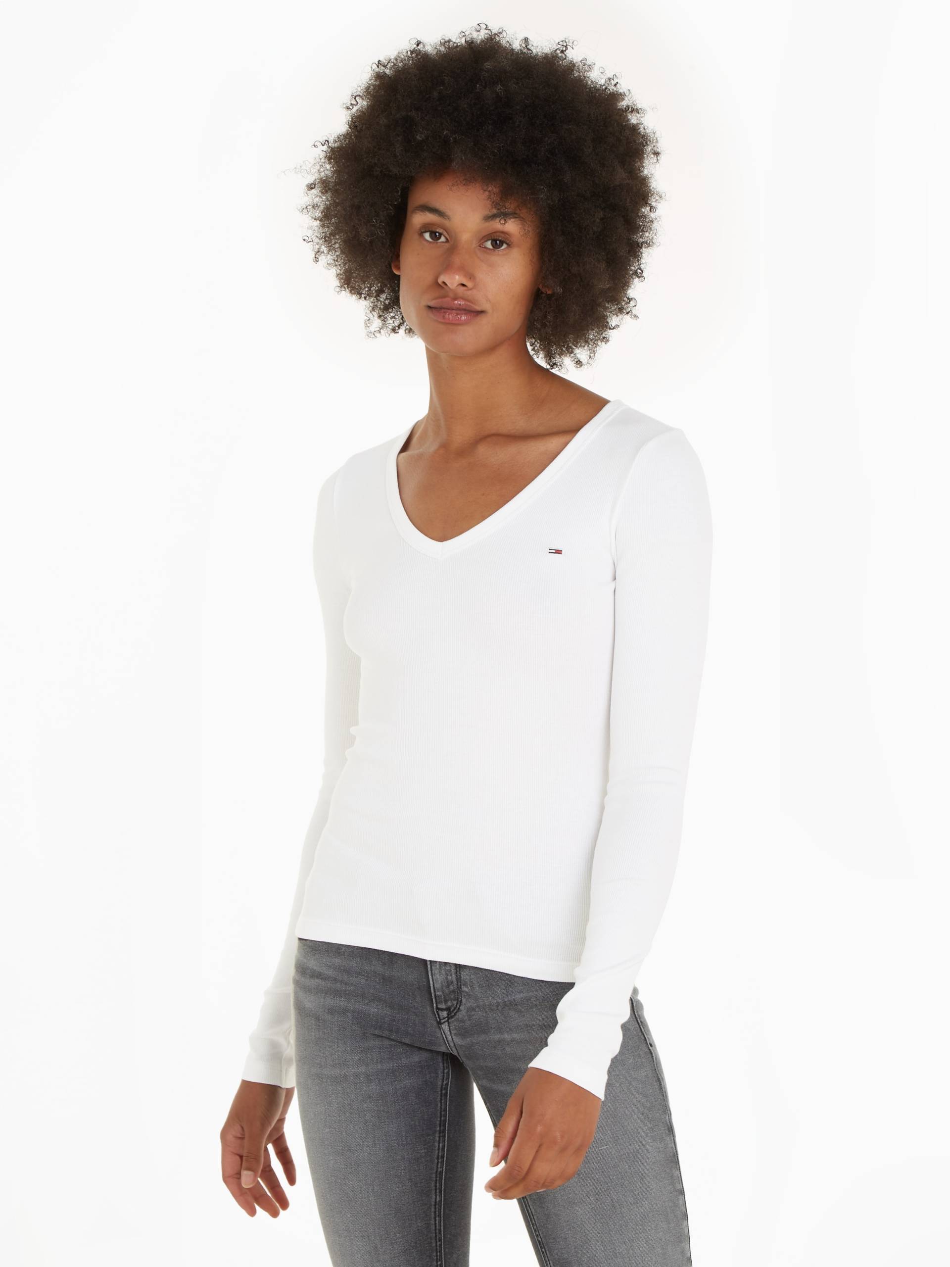 Tommy Jeans Langarmshirt »TJW SLIM ESSENTIAL RIB V LS«, mit Logostickerei von TOMMY JEANS