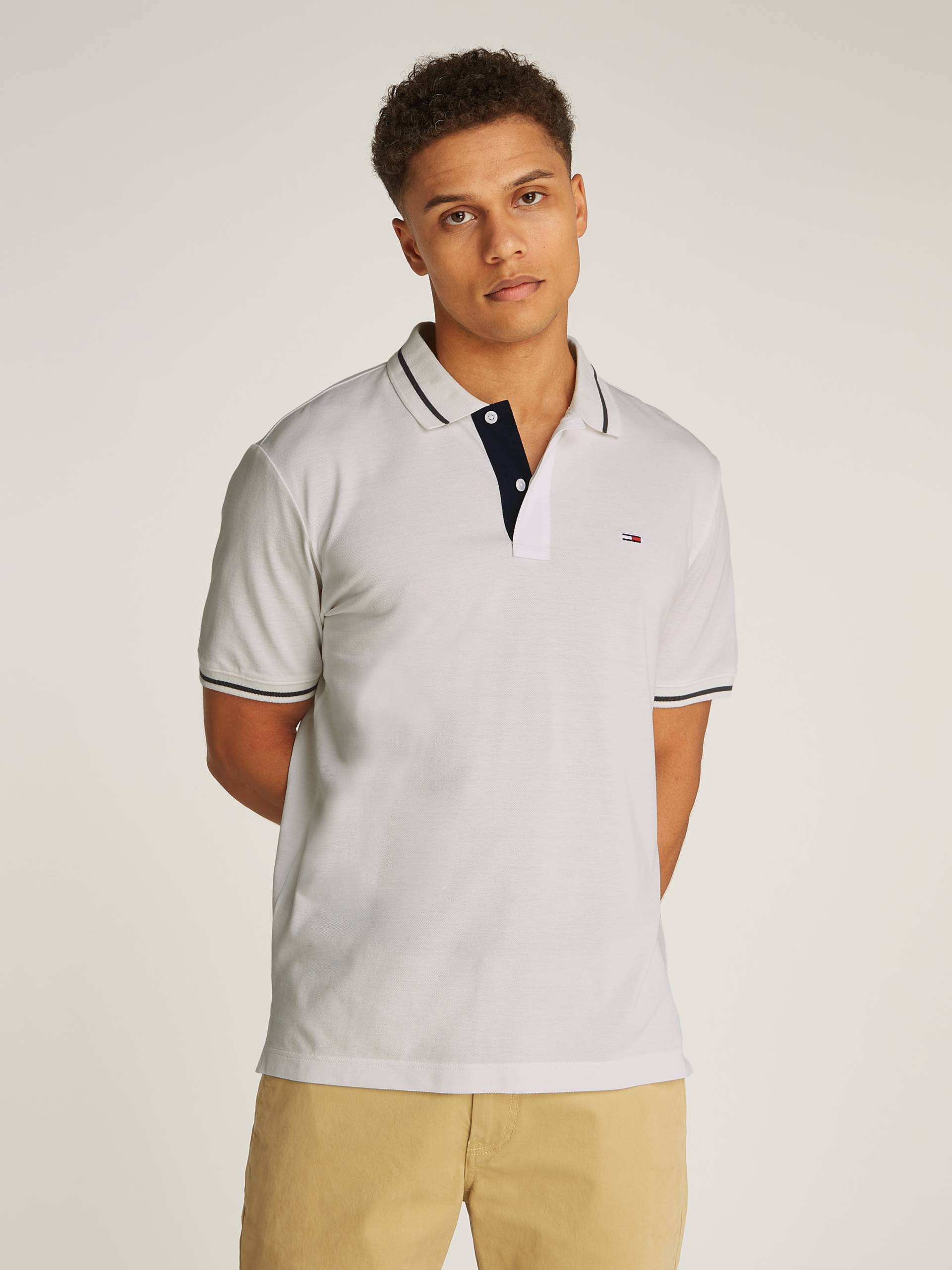 Tommy Jeans Poloshirt »TJM REG TIPPED POLO«, mit Streifendetails von TOMMY JEANS