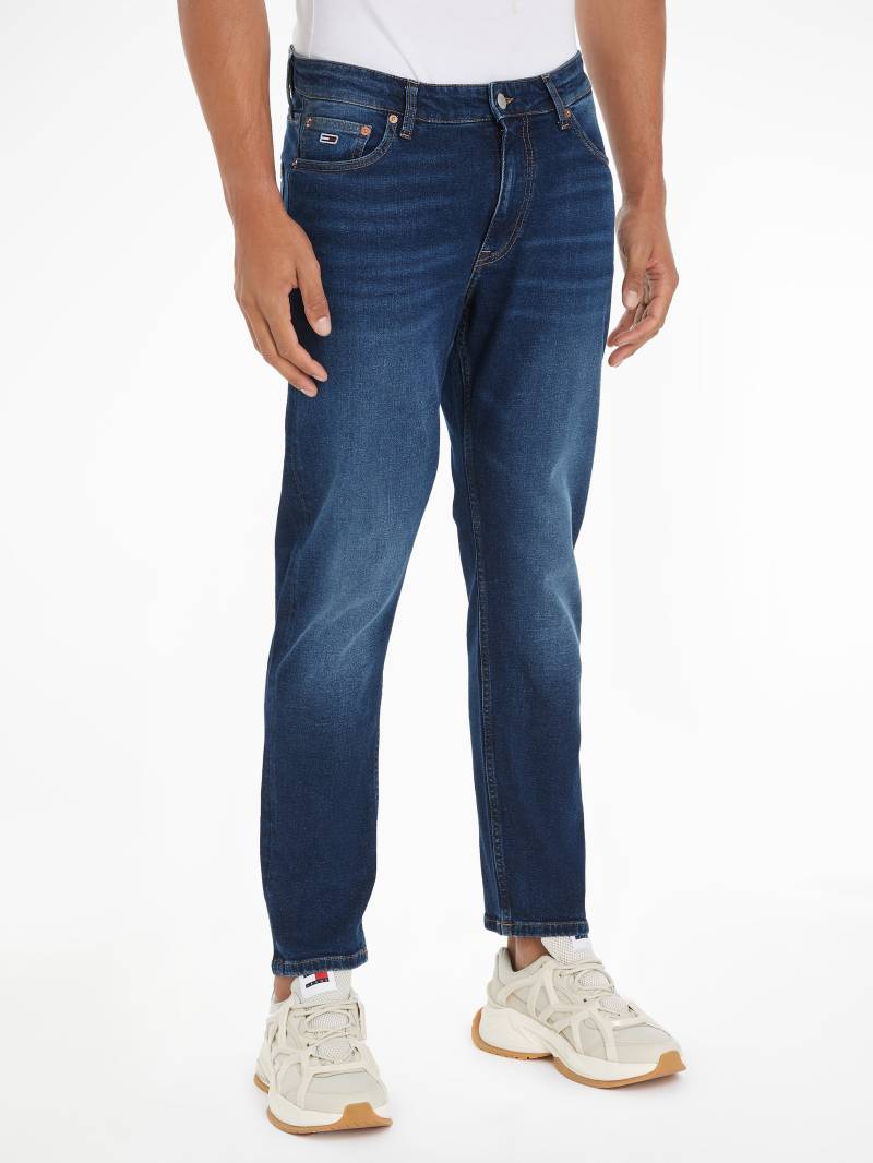 Tommy Jeans Regular-fit-Jeans »DAD JEAN RGLR TPRD«, mit Logoprägung von TOMMY JEANS