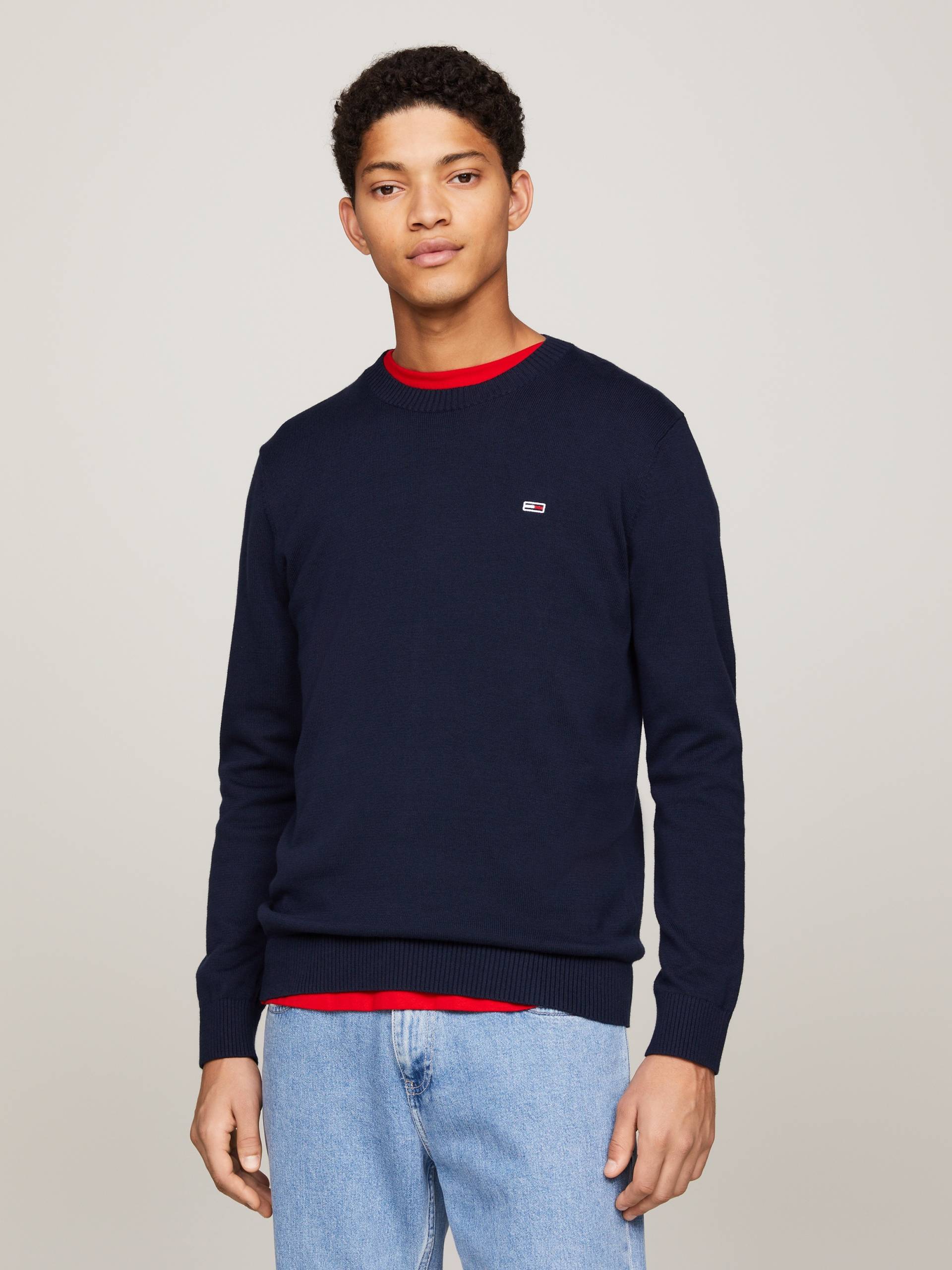 Tommy Jeans Rundhalspullover »TJM SLIM ESSENTIAL LIGHT SWEATER«, mit Flag-Patch Tommy Jeans Rundhalspullover »TJM SLIM ESSENTIAL LIGHT SWEATER«, mit Flag-Patch von TOMMY JEANS