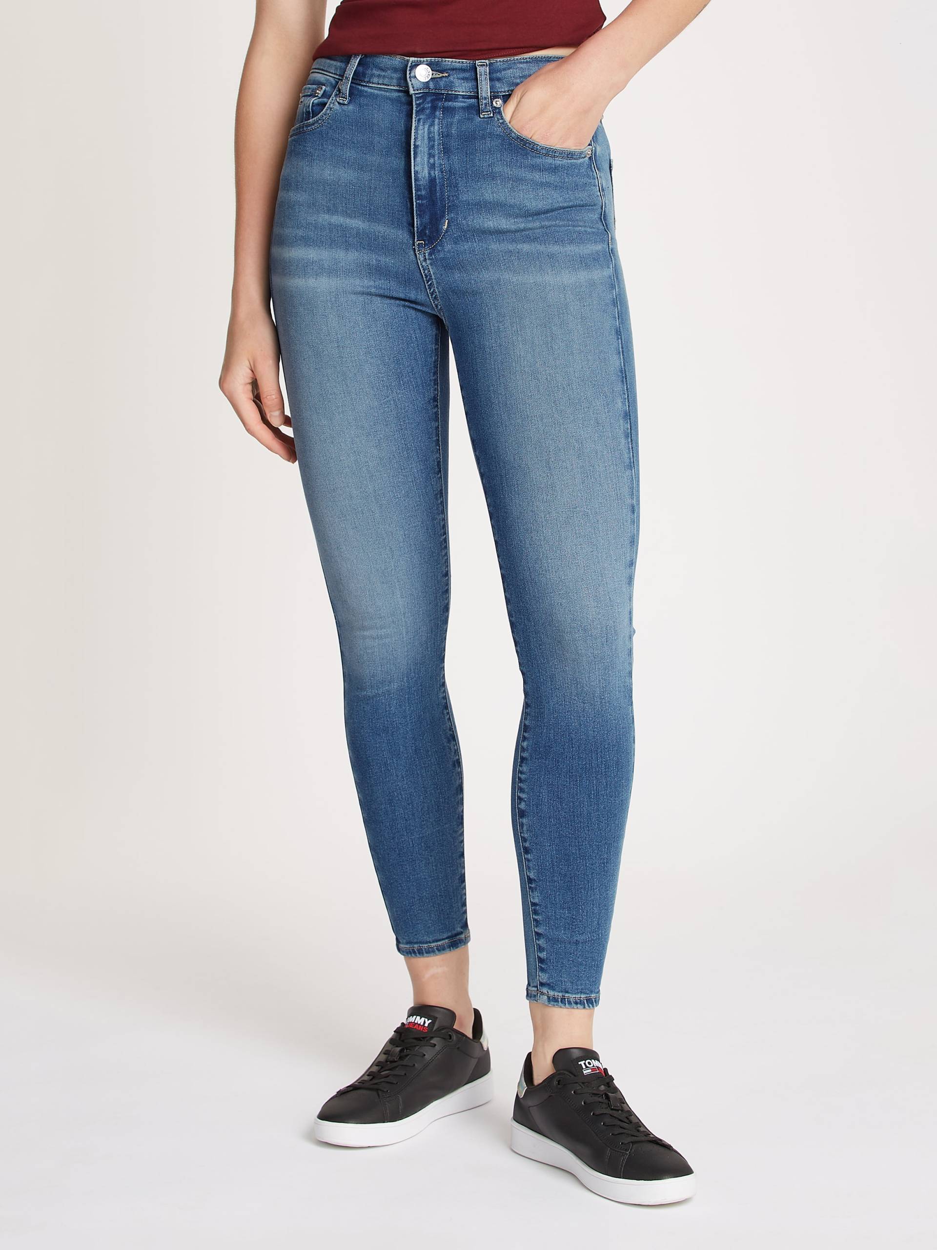 Tommy Jeans Skinny-fit-Jeans »SYLVIA HGH SKN ANK CH0238«, mit Logostickereien und Nieten von TOMMY JEANS