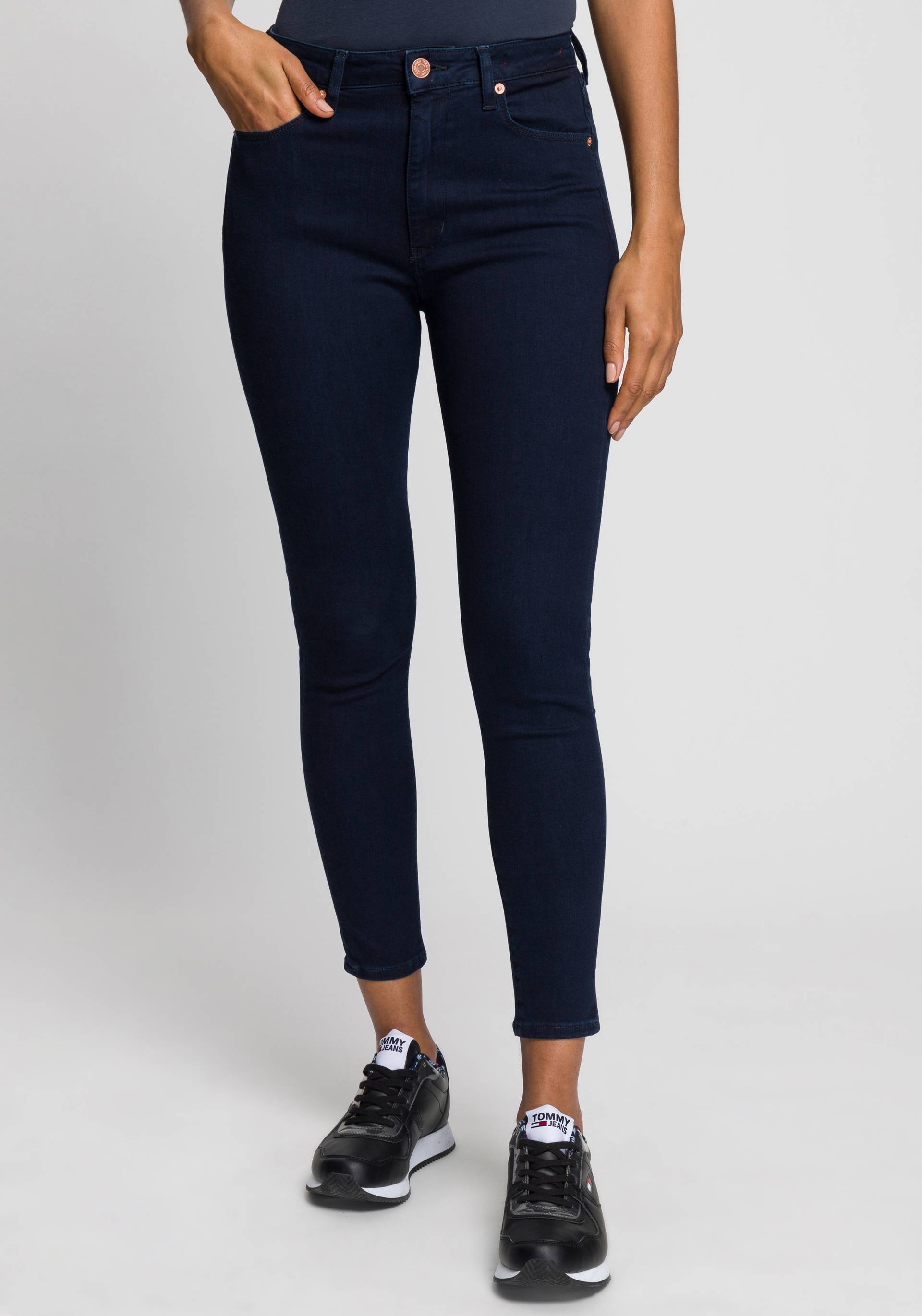 Tommy Jeans Skinny-fit-Jeans »SYLVIA HR SUPER SKNY«, Hochwertige Materialien für einen bequemen und perfekten Sitz. von TOMMY JEANS