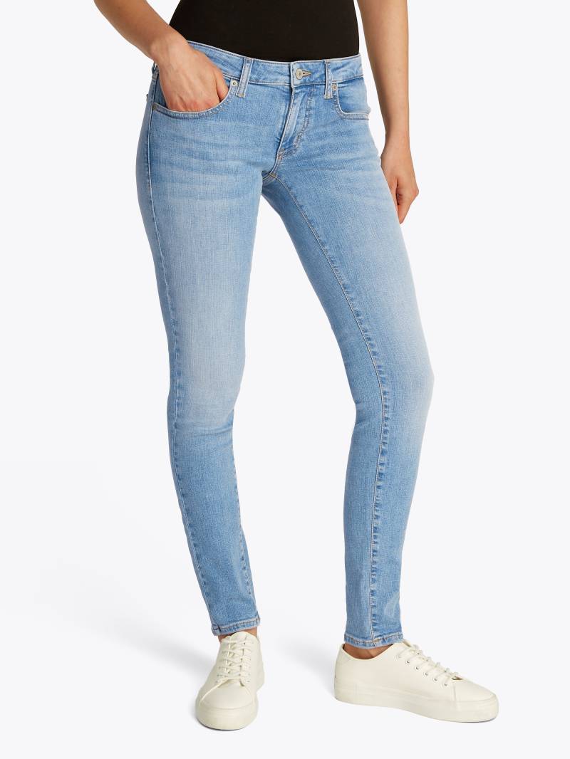 Tommy Jeans Skinny-fit-Jeans »Sophie Low Waist Skinny«, mit Logo-Badge, in Knöchellänge von TOMMY JEANS