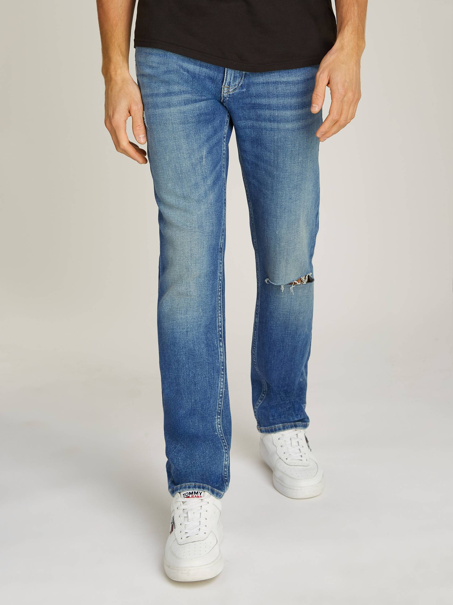Tommy Jeans Slim-fit-Jeans »Scanton Slim Denim«, Destroyed-Effekt, verschieden Waschungen Tommy Jeans Slim-fit-Jeans »Scanton Slim Denim«, Destroyed-Effekt, verschieden Waschungen von TOMMY JEANS