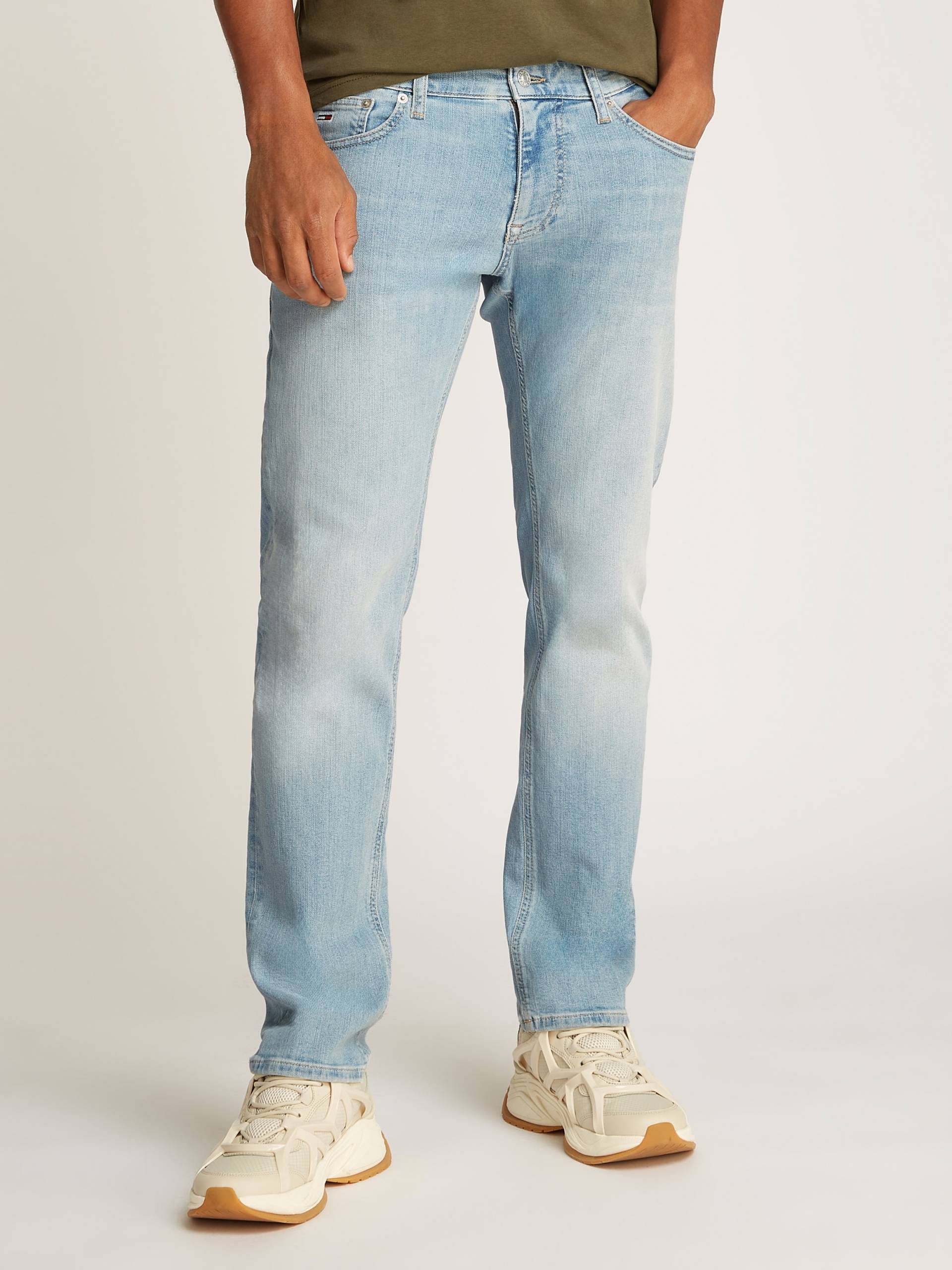 Tommy Jeans Slim-fit-Jeans »SCANTON SLIM«, mit Logoprägung von TOMMY JEANS