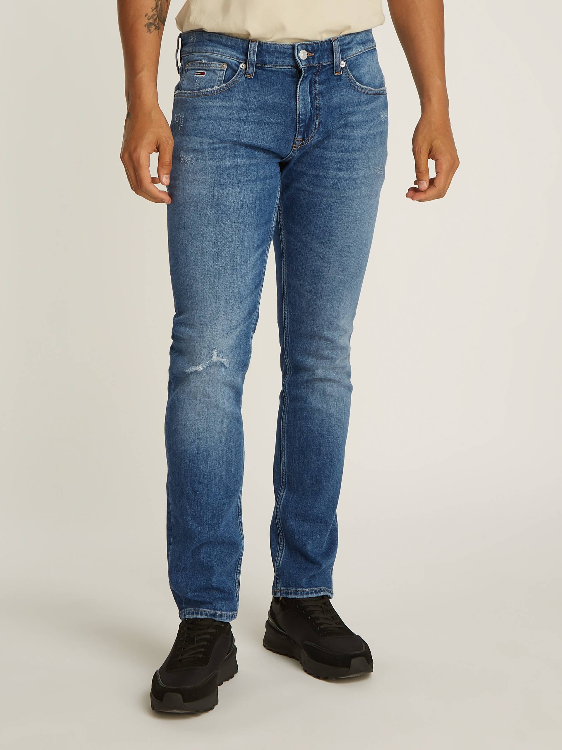 Tommy Jeans Slim-fit-Jeans »Scanton Slim Denim«, mit Logostickereien von TOMMY JEANS