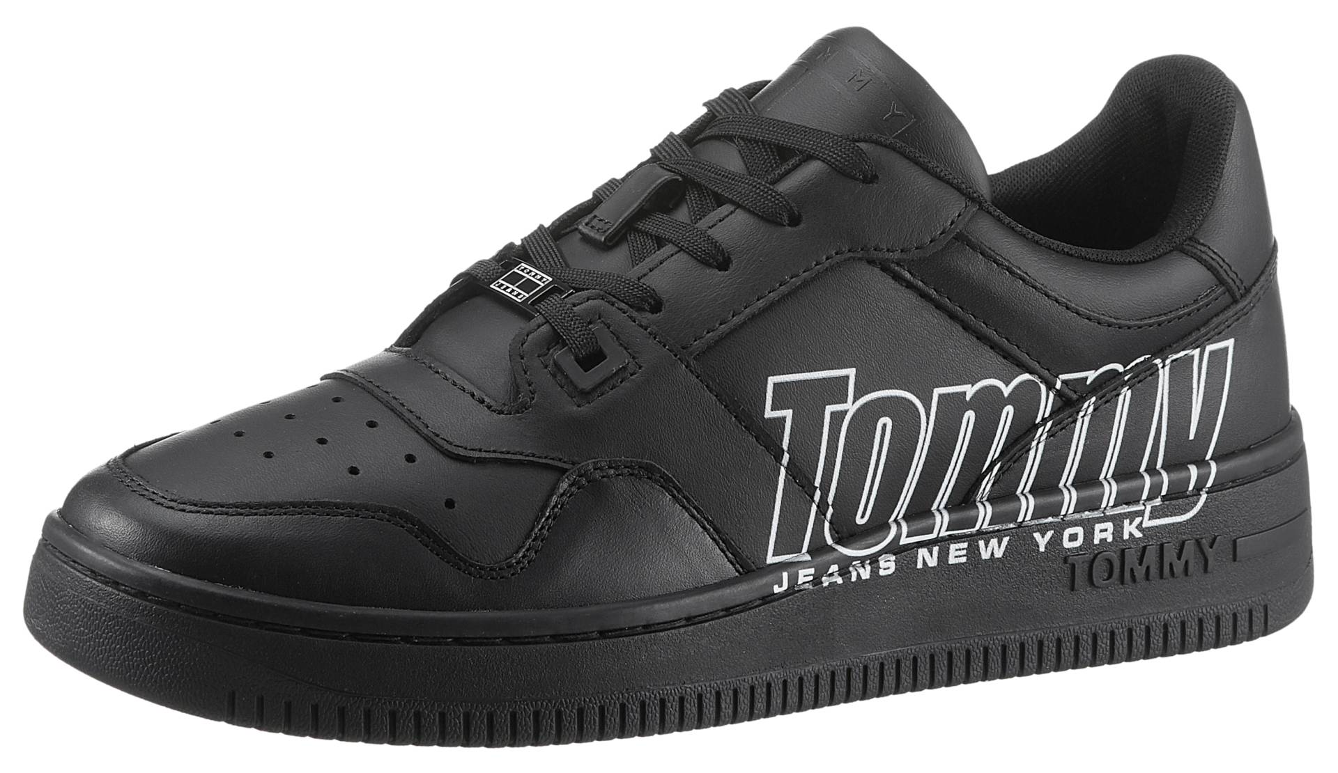 Tommy Jeans Sneaker »TJM BASKET LOGO«, mit gepolstertem Schaftrand, Freizeitschuh, Halbschuh, Schnürschuh von TOMMY JEANS