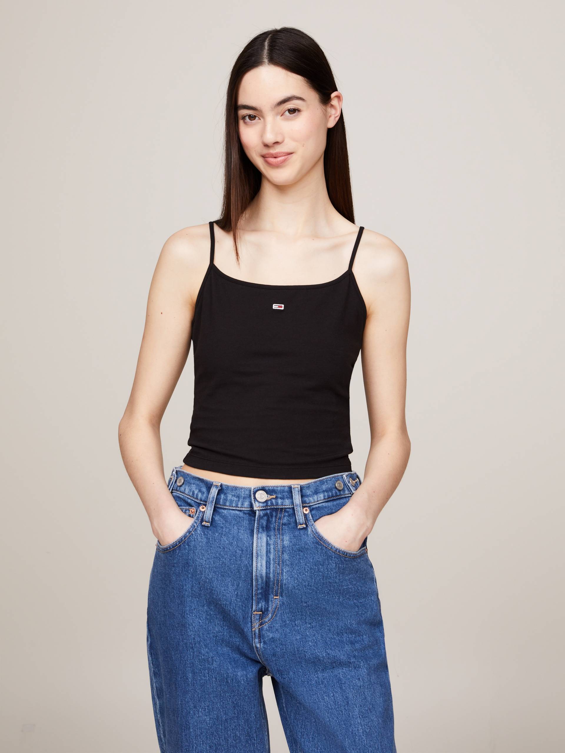 Tommy Jeans Spaghettitop »Crop Essential Strap Tank Top, kurz«, mit verstellbaren Spaghettiträgern Marken Logo von TOMMY JEANS