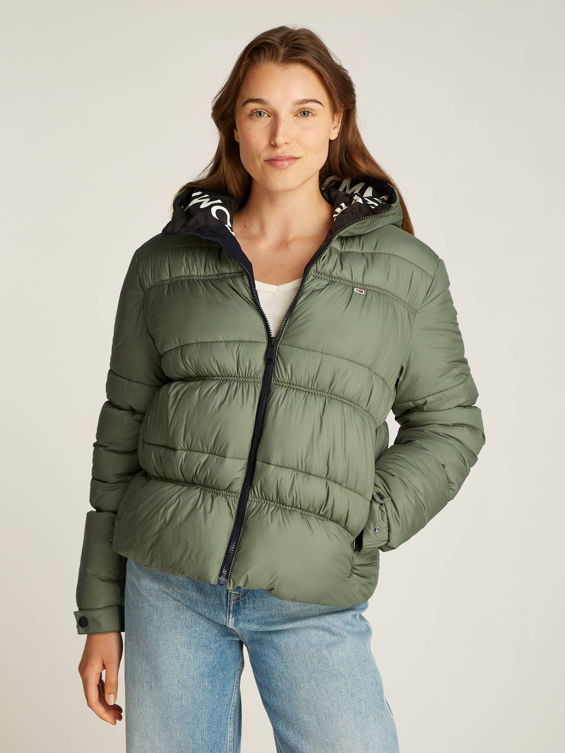 Tommy Jeans Steppjacke, mit Kapuze, mit Logoschriftzug von TOMMY JEANS