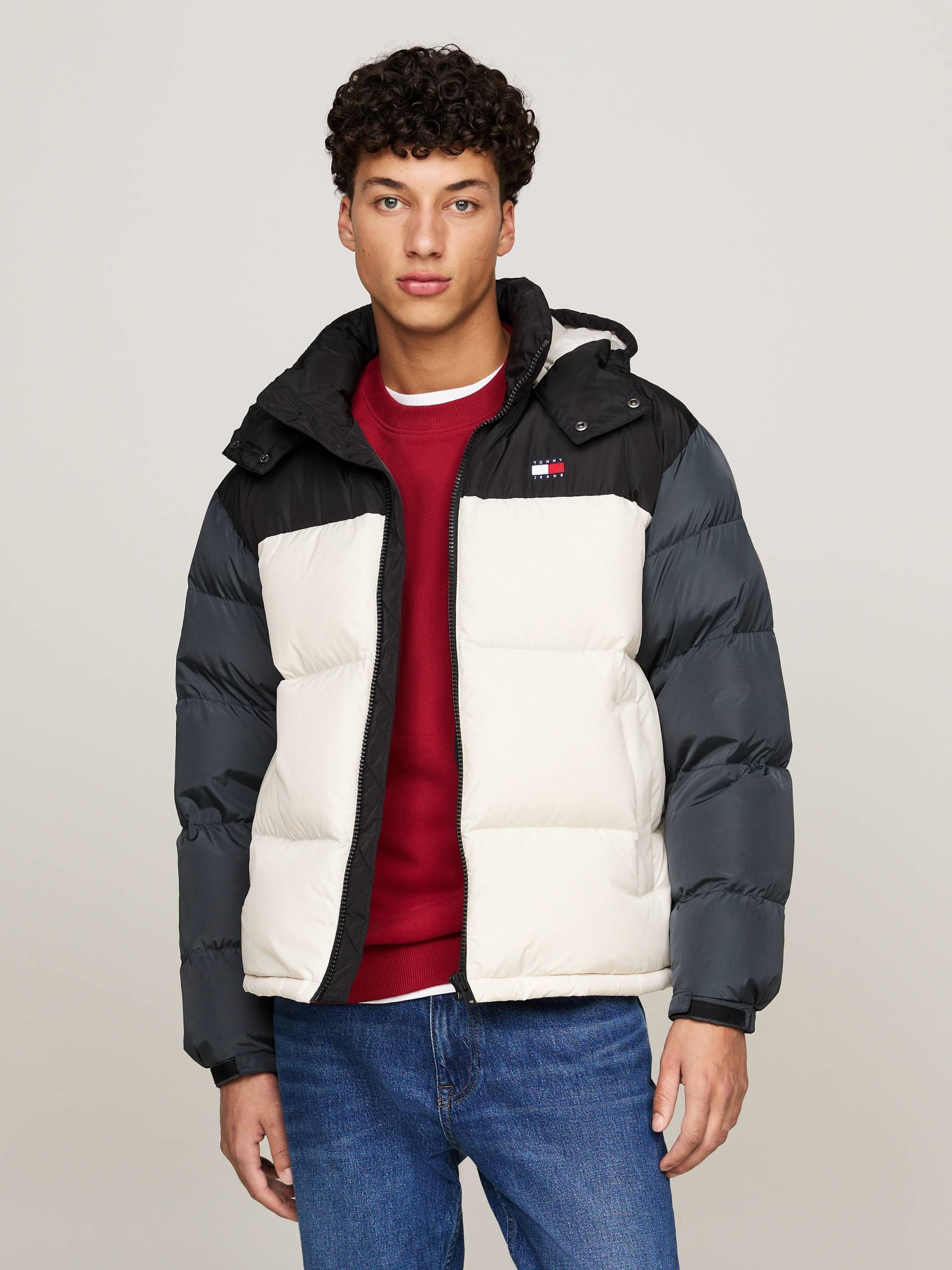 Tommy Jeans Steppjacke »TJM ALASKA COLORBLOCK PUFFER«, mit Kapuze, im mehrfarbigen Design von TOMMY JEANS