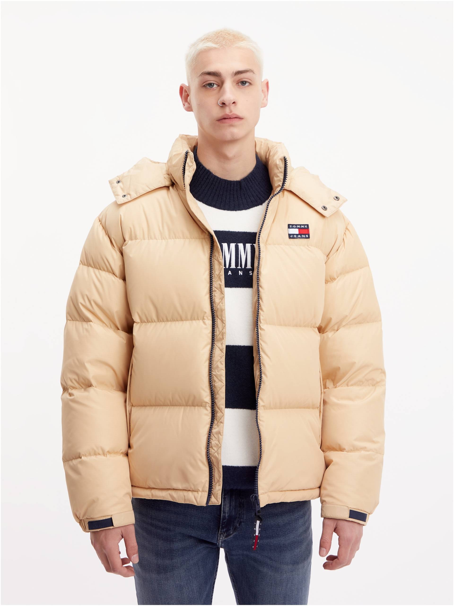 Tommy Jeans Steppjacke »TJM ALASKA PUFFER«, mit Kapuze, mit Markenlabel von TOMMY JEANS