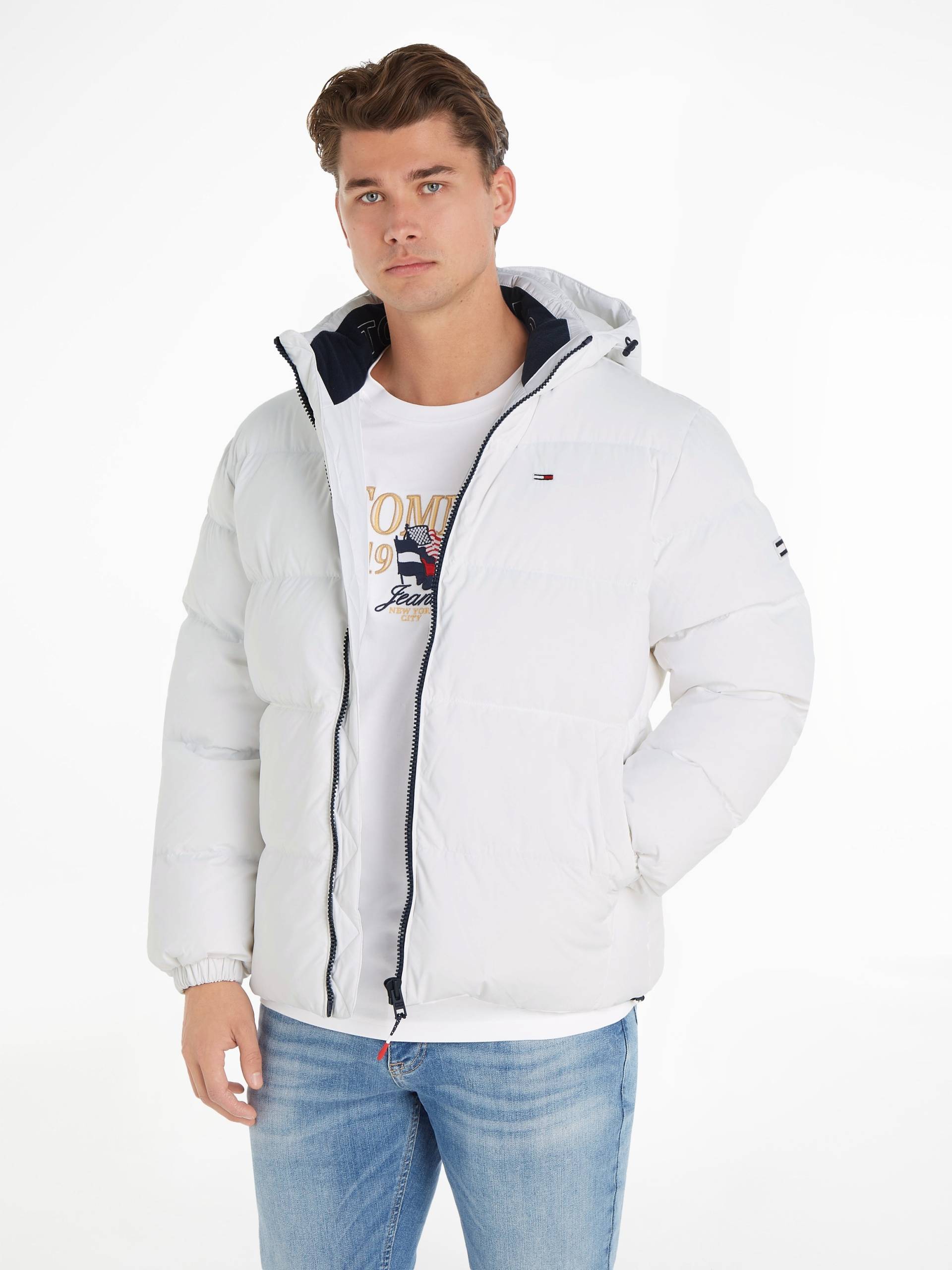 Tommy Jeans Daunenjacke »TJM ESSENTIAL DOWN JACKET«, mit Kapuze, mit Tunnelzug und Stoppern an der Kapuze von TOMMY JEANS