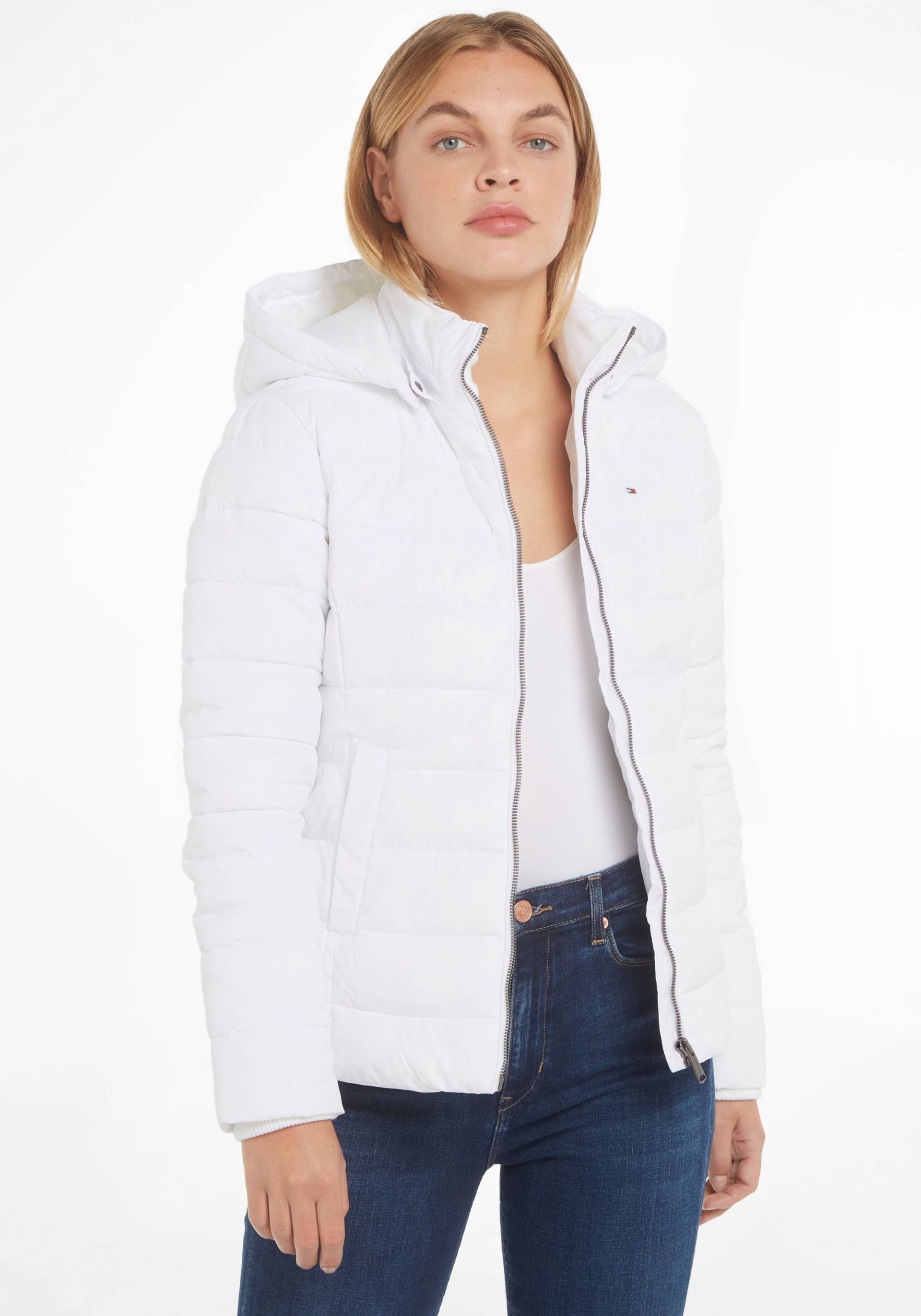 Tommy Jeans Steppjacke »TJW BASIC HOODED JACKET«, mit Kapuze, mit Aufhänger am Kragen von TOMMY JEANS