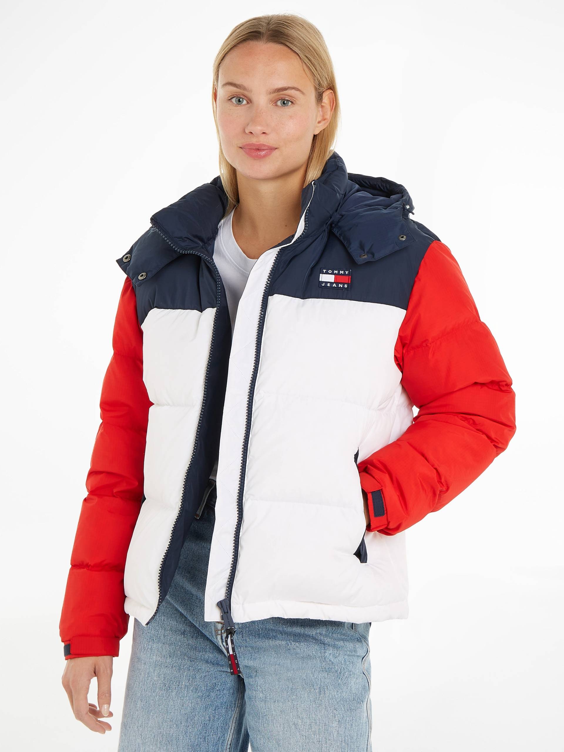 Tommy Jeans Steppjacke »TJW CBLK ALASKA PUFFER«, mit Kapuze, im modischem Colorblocking, mit Kapuze von TOMMY JEANS