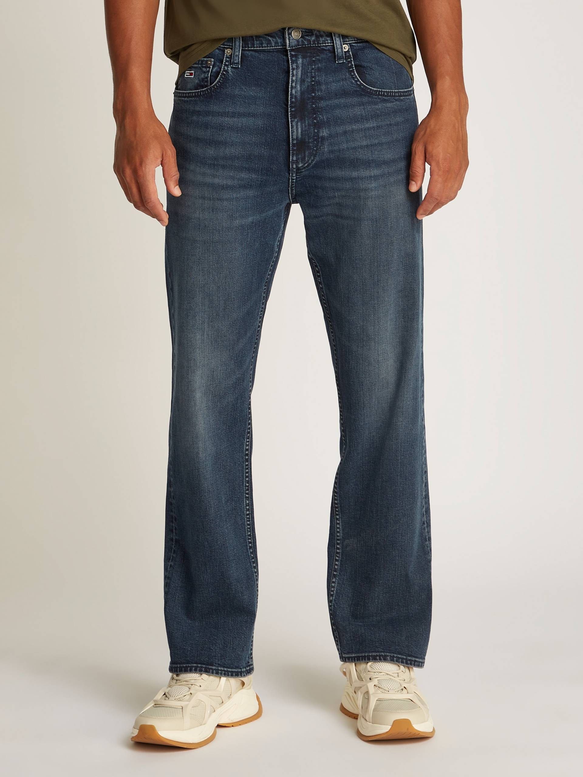 Tommy Jeans Straight-Jeans »Otis Regular Straight«, im modischen Schnitt von TOMMY JEANS