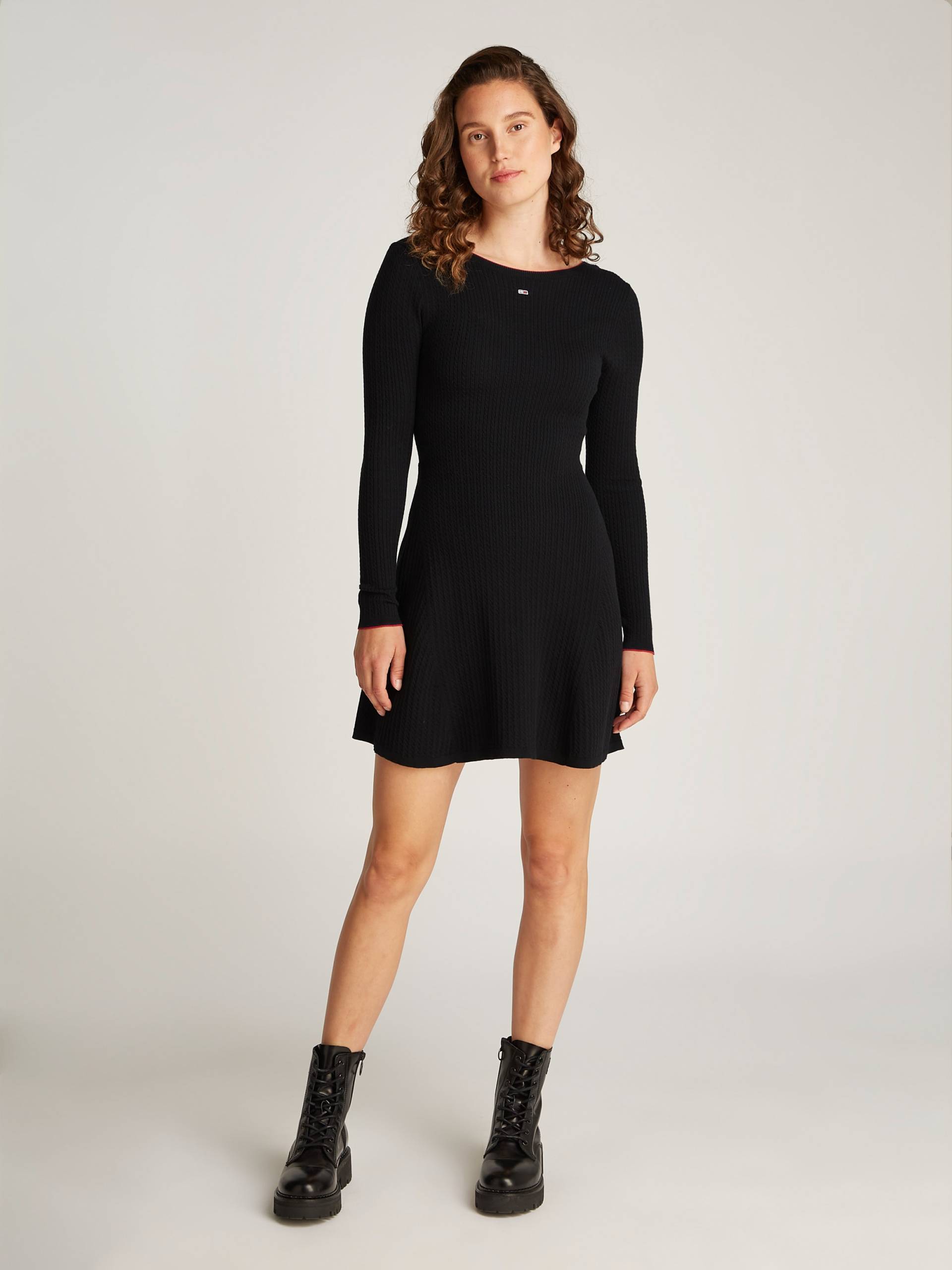 Tommy Jeans Strickkleid »TJW F&F CABLE SWEATER DRESS«, mit Zopfmuster von TOMMY JEANS