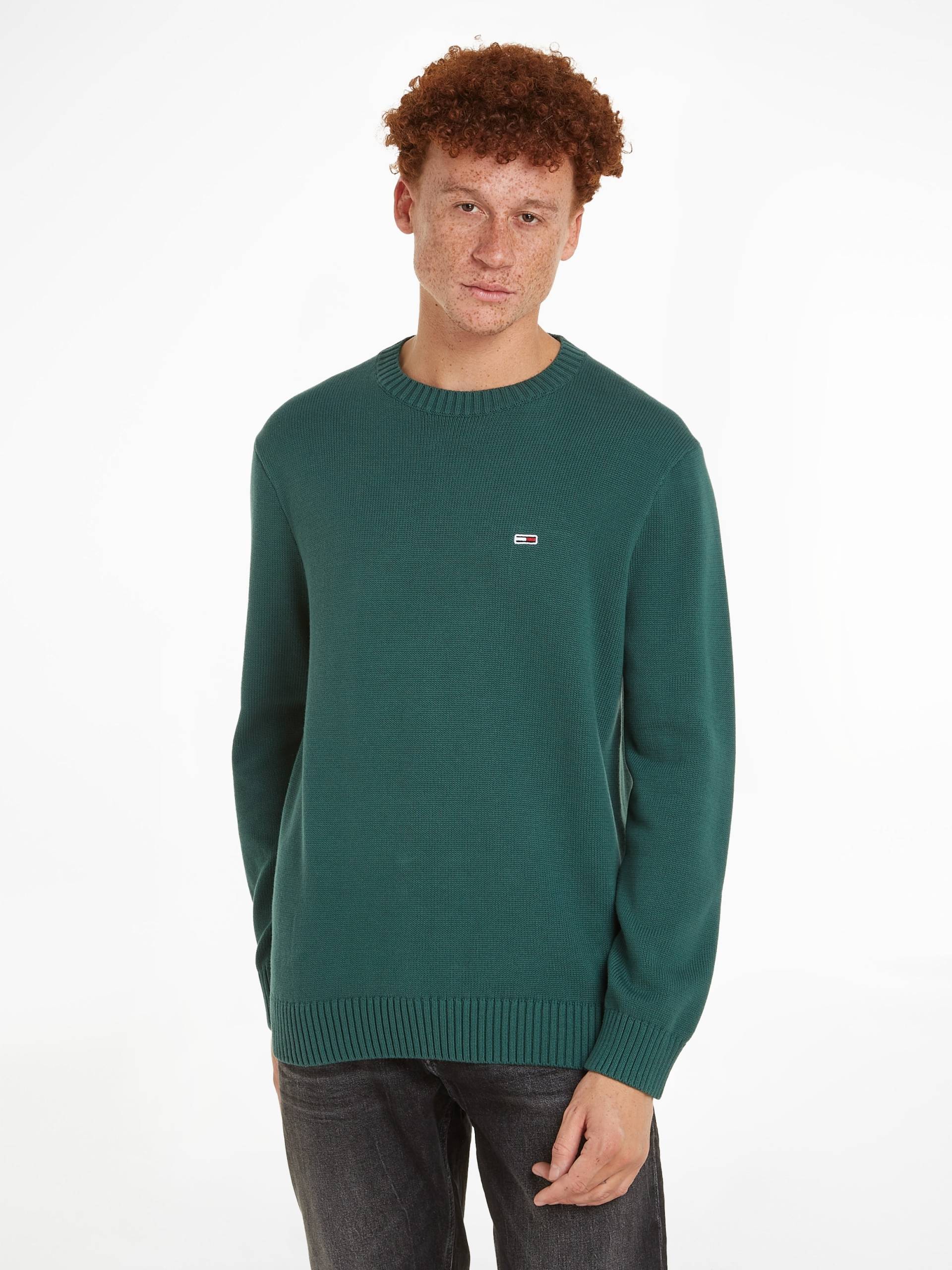 Tommy Jeans Strickpullover »TJM SLIM ESSNTLS C-NECK SWEATER«, mit Markenlogo auf der Brust von TOMMY JEANS