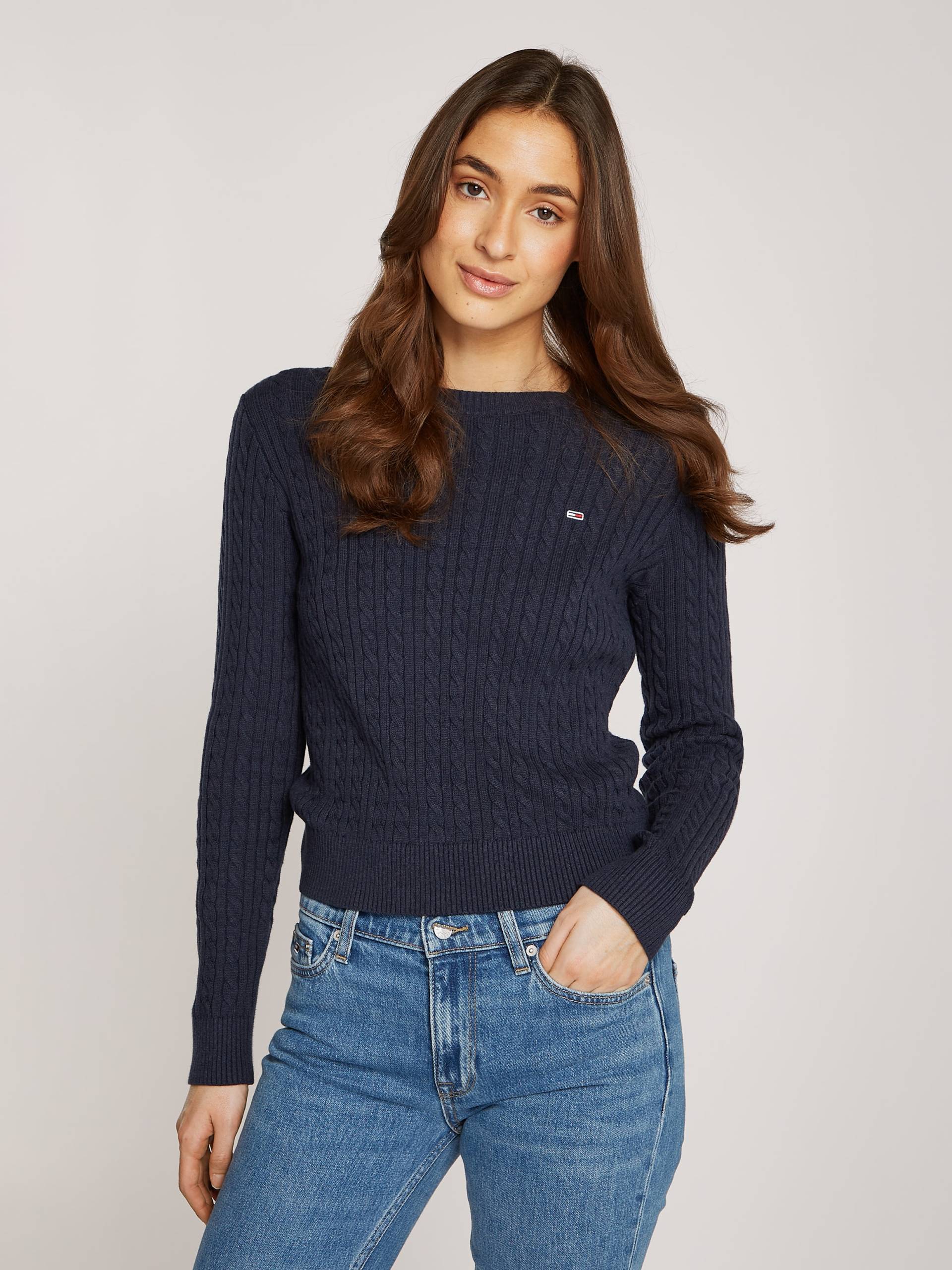 Tommy Jeans Strickpullover »TJW CABLE ESSENTIAL SWEATER«, mit Zopfmuster, Logostickerei von TOMMY JEANS