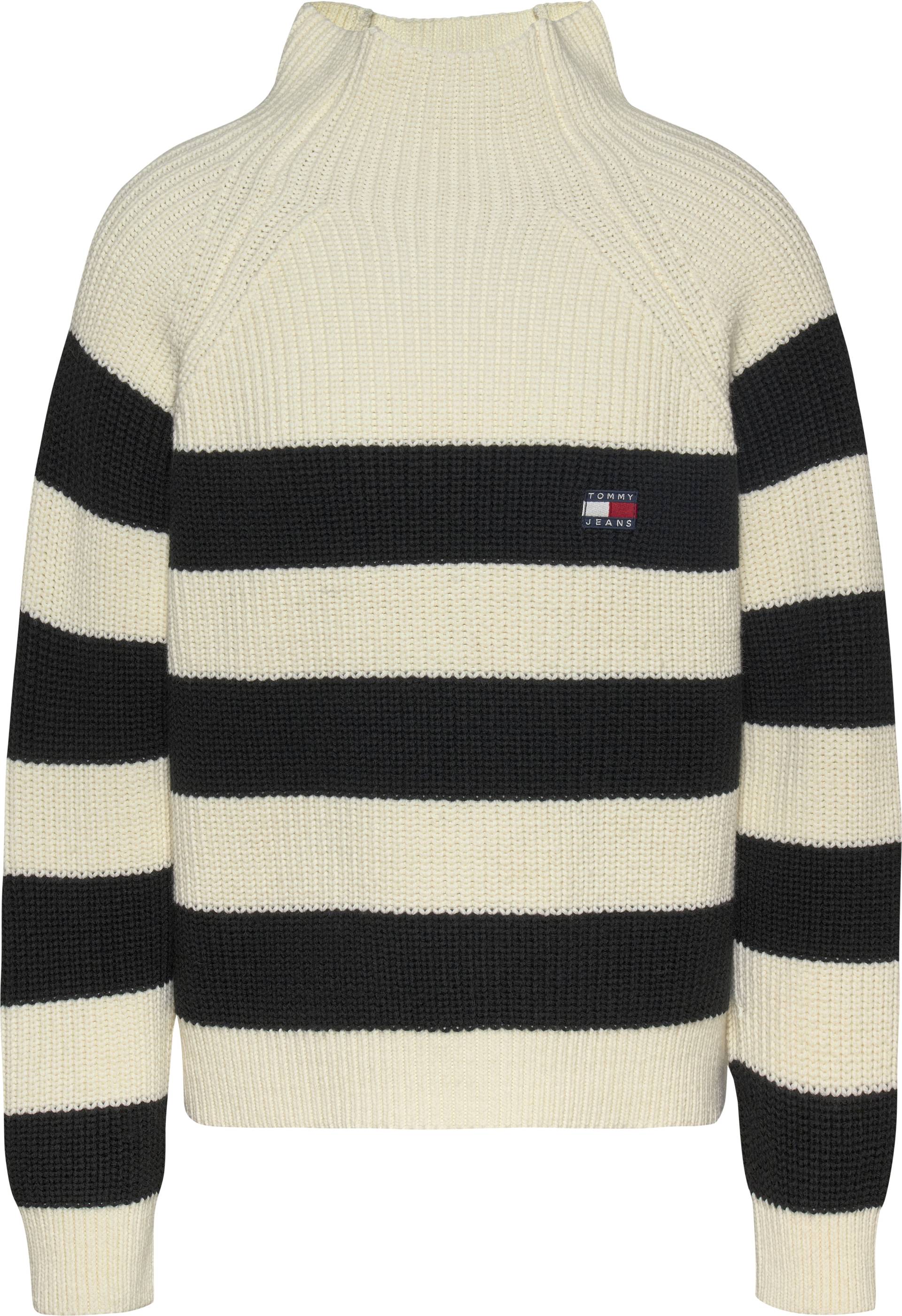 Tommy Jeans Strickpullover »TJW STRIPE MOCKNCK BADGE SWEATER«, mit Perlfangmuster, Logo-Badge von TOMMY JEANS