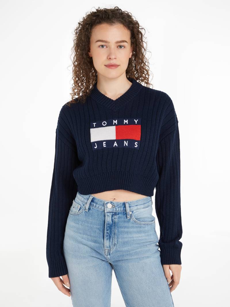 Tommy Jeans Strickpullover »TJW VNCK CENTER FLAG SWEATER EXT«, mit Tommy Jeans Center Logo-Flag von TOMMY JEANS