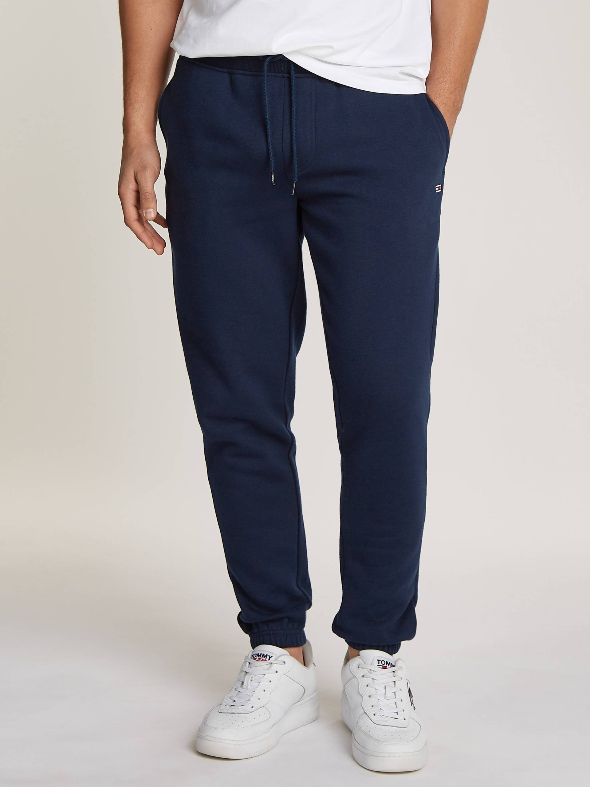 Tommy Jeans Sweathose »TJM SLIM S FLAG SWEATPANT« von TOMMY JEANS