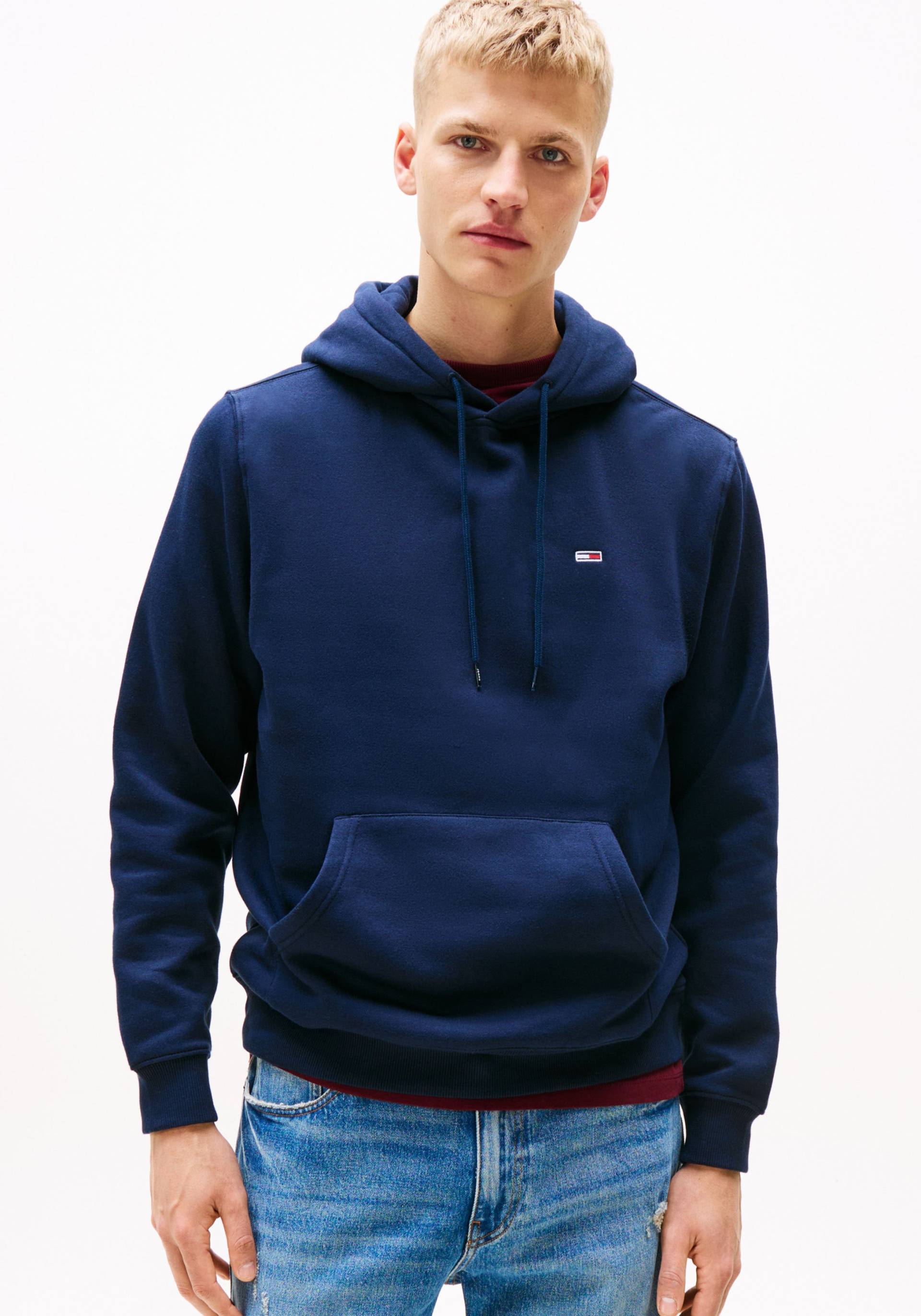 Tommy Jeans Sweatshirt »TJM REG S FLAG HOODIE«, mit bestickten Markenlogo auf Brusthöhe Tommy Jeans Sweatshirt »TJM REG S FLAG HOODIE«, mit bestickten Markenlogo auf Brusthöhe von TOMMY JEANS