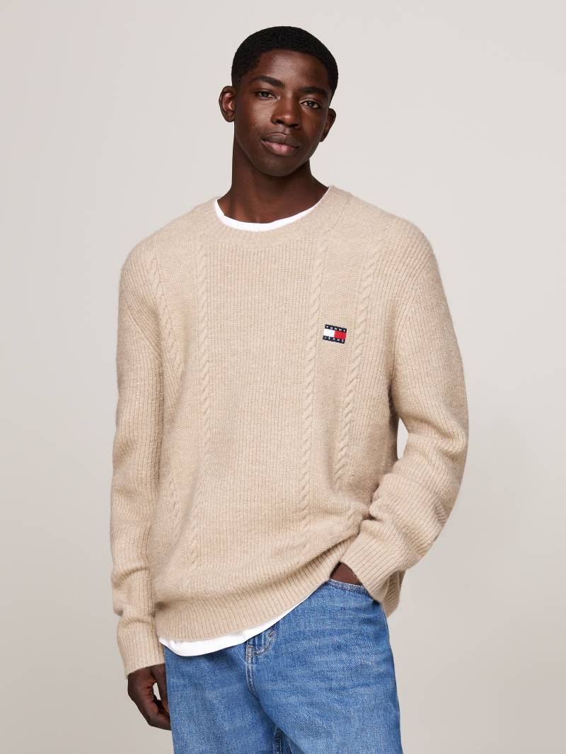 Tommy Jeans Sweatshirt »TJM SLIM CABLE KNIT CNECK«, mit bestickten Markenlogo, Strickmuster von TOMMY JEANS