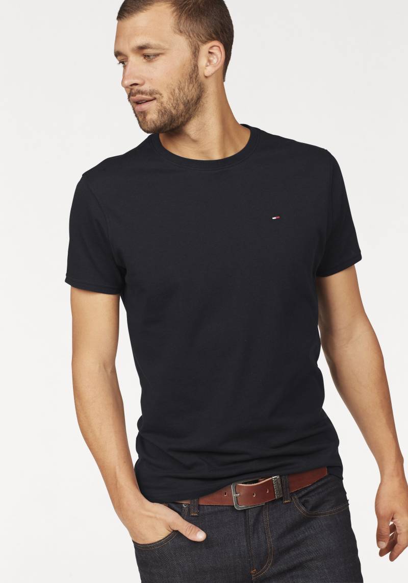 Tommy Jeans T-Shirt »TJM CLASSIC JERSEY C NECK«, mit Logostickerei von TOMMY JEANS