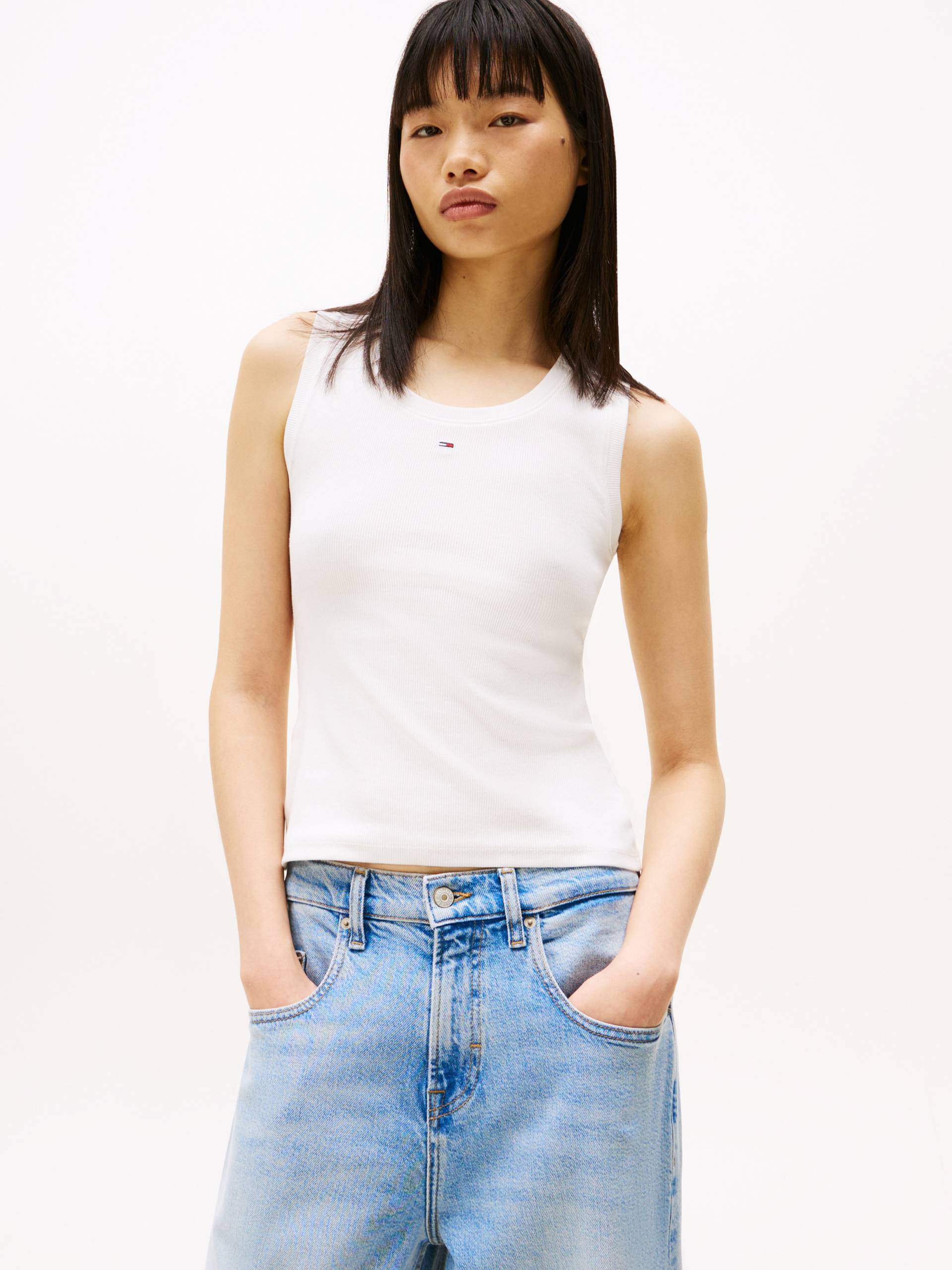 Tommy Jeans Tanktop »TJW ESSENTIAL RIB TANK EXT«, mit Logostickerei Tommy Jeans Tanktop »TJW ESSENTIAL RIB TANK EXT«, mit Logostickerei von TOMMY JEANS