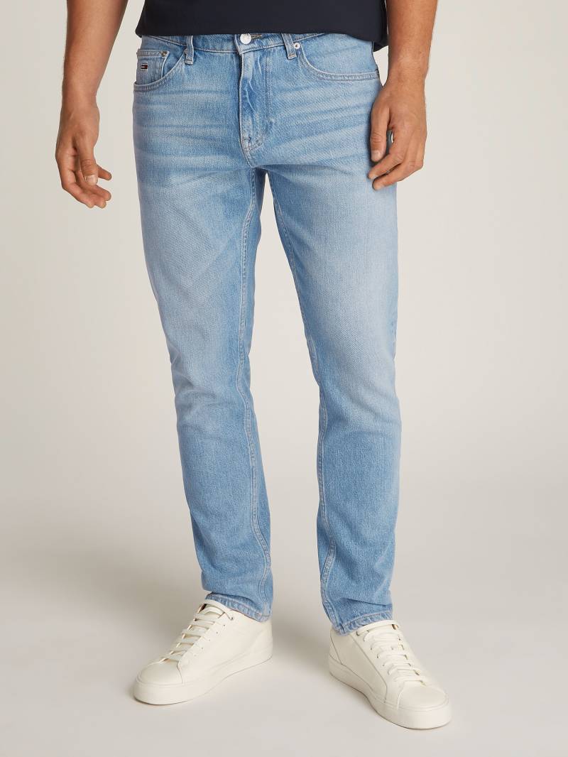 Tommy Jeans Tapered-fit-Jeans »Austim Slim Tapered«, mit Logostickereien von TOMMY JEANS