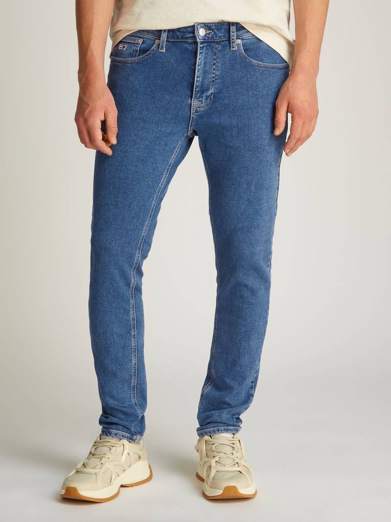 Tommy Jeans Tapered-fit-Jeans »Austim Slim Tapered«, mit Logostickereien von TOMMY JEANS