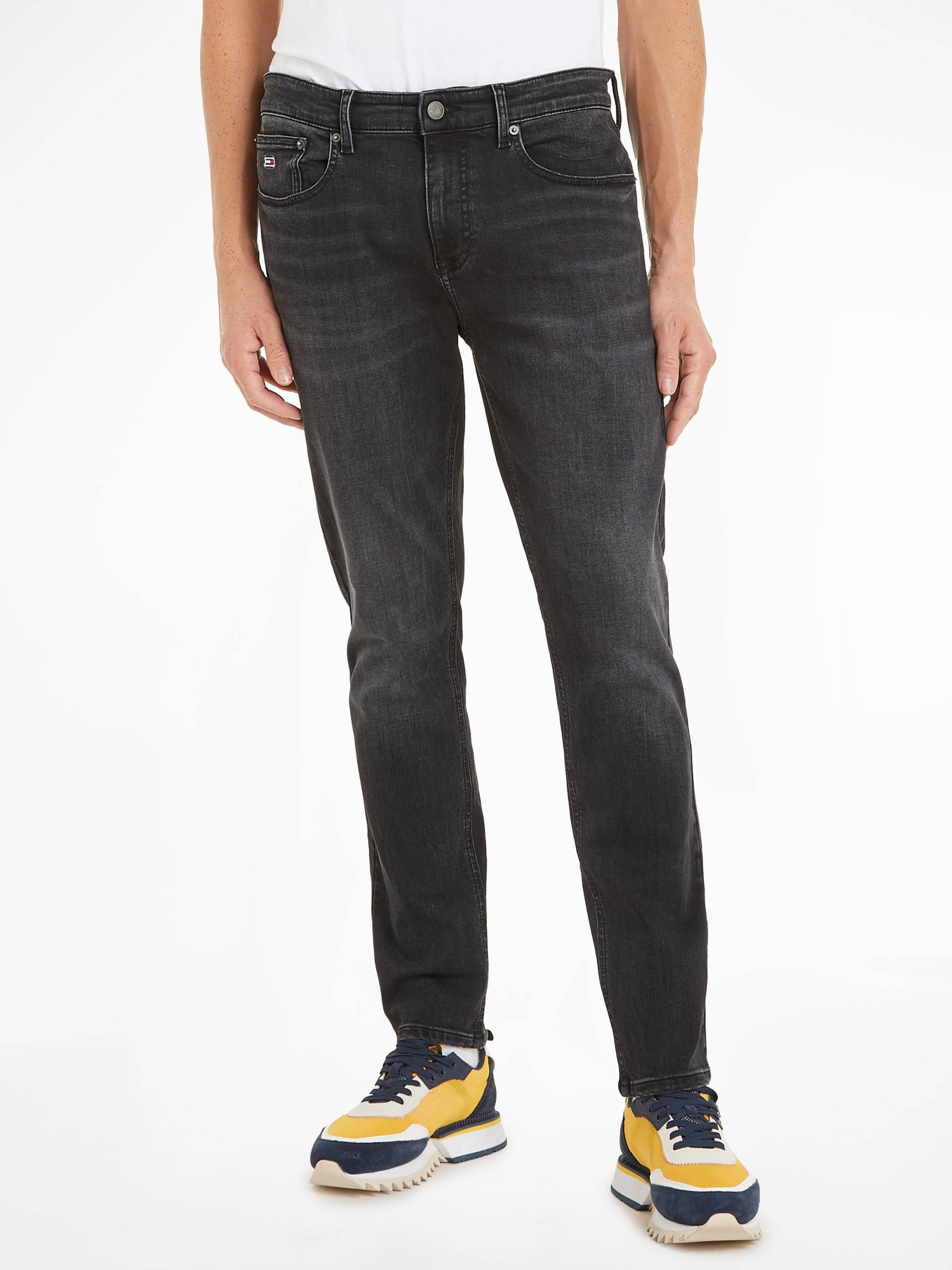 Tommy Jeans Tapered-fit-Jeans »Austim Slim Tapered«, mit Logostickereien von TOMMY JEANS