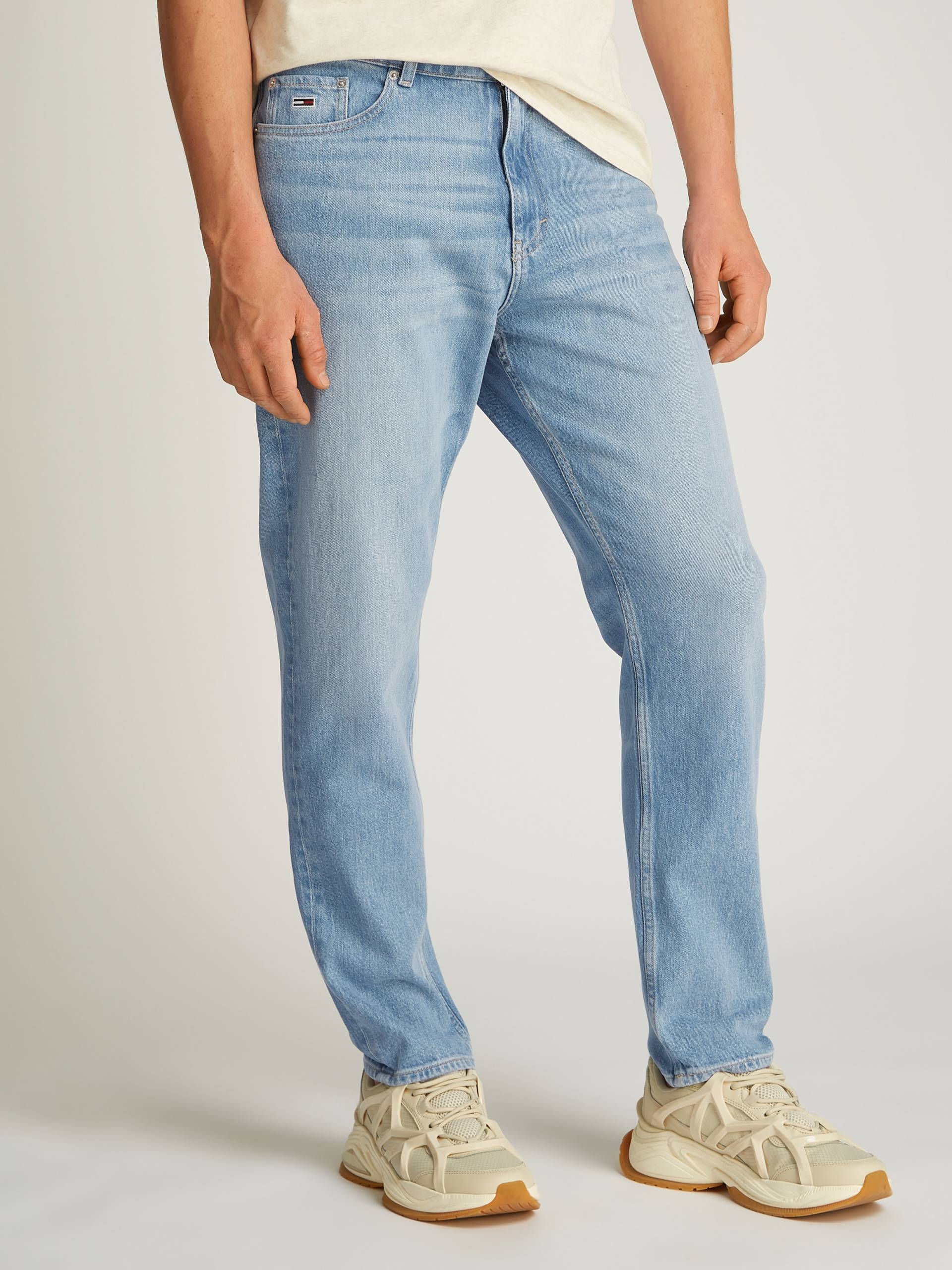 Tommy Jeans Tapered-fit-Jeans »Isaac Relaxed Tapered« von TOMMY JEANS