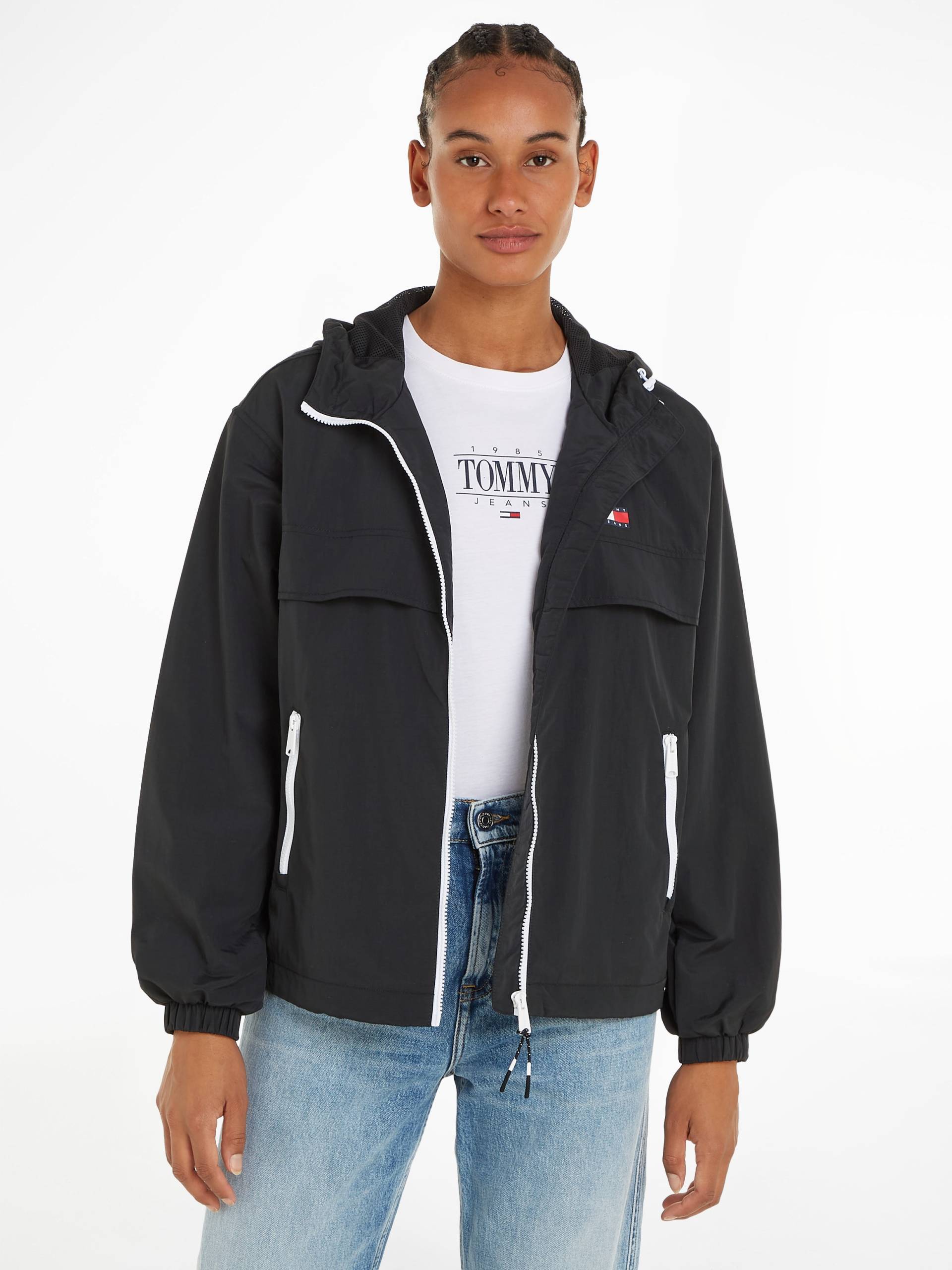 Tommy Jeans Windbreaker »TJW CHICAGO WINDBREAKER EXT«, mit Kapuze, mit kontrastfarbenen Reissverschlüssen von TOMMY JEANS