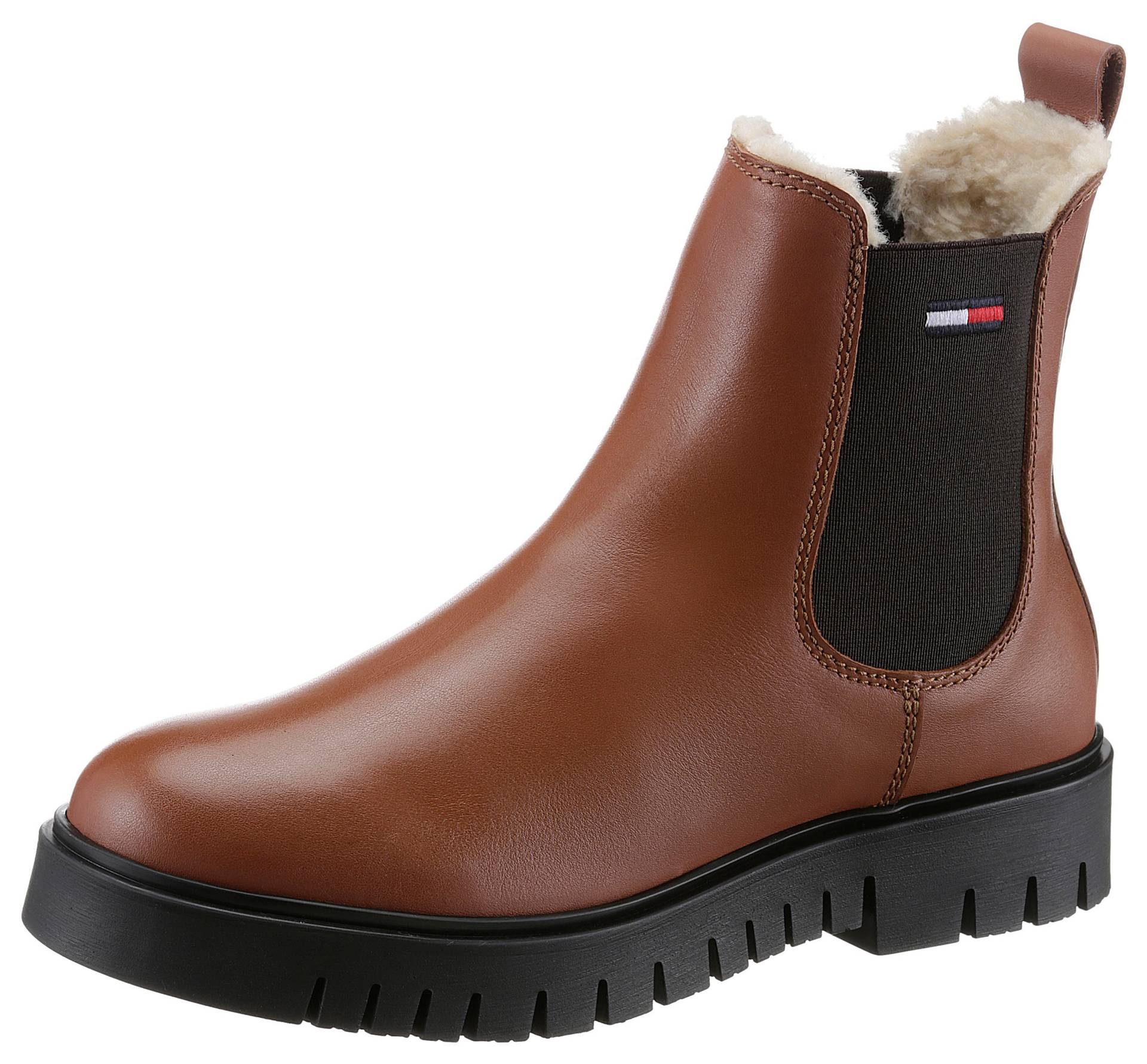 Tommy Jeans Winterboots »WARMLINED CHELSEA BOOT«, Blockabsatz, Plateau, Businesschuh mit Profilsohle von TOMMY JEANS