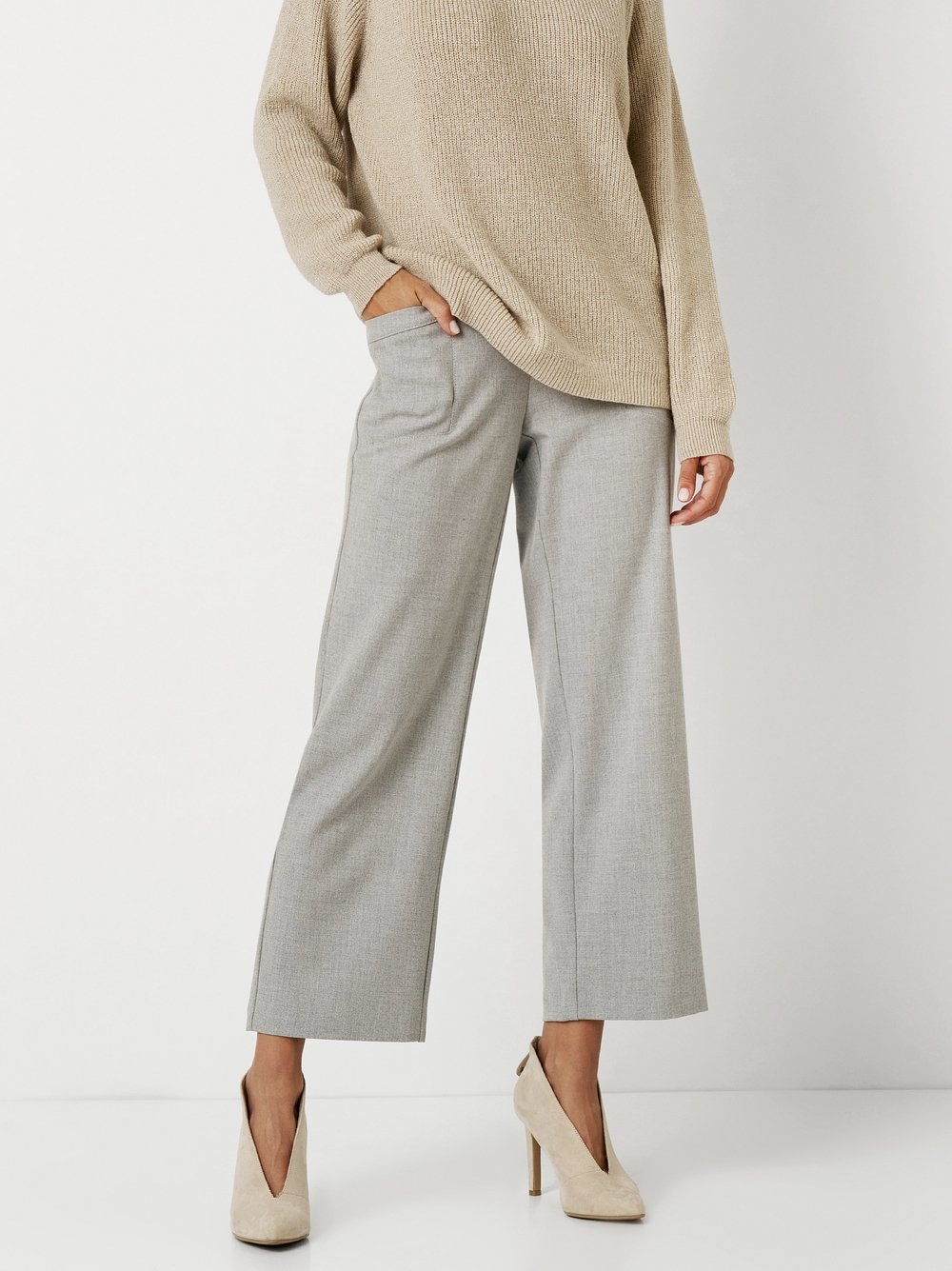 TONI Schlupfhose »Sue Wide Chic 7/8«, mit elastischem Bund TONI Schlupfhose »Sue Wide Chic 7/8«, mit elastischem Bund von TONI