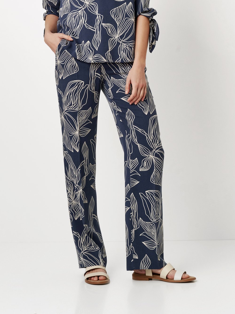 TONI Stoffhose »Luisa«, mit All-Over Print von TONI