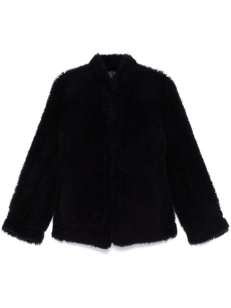 TOTEME Cinched shearling jacket - Blue von TOTEME