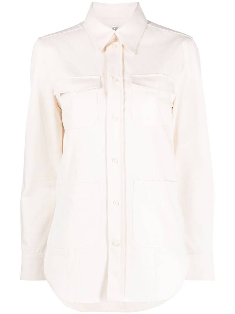 TOTEME pocket-detail long-sleeve shirt - Neutrals von TOTEME