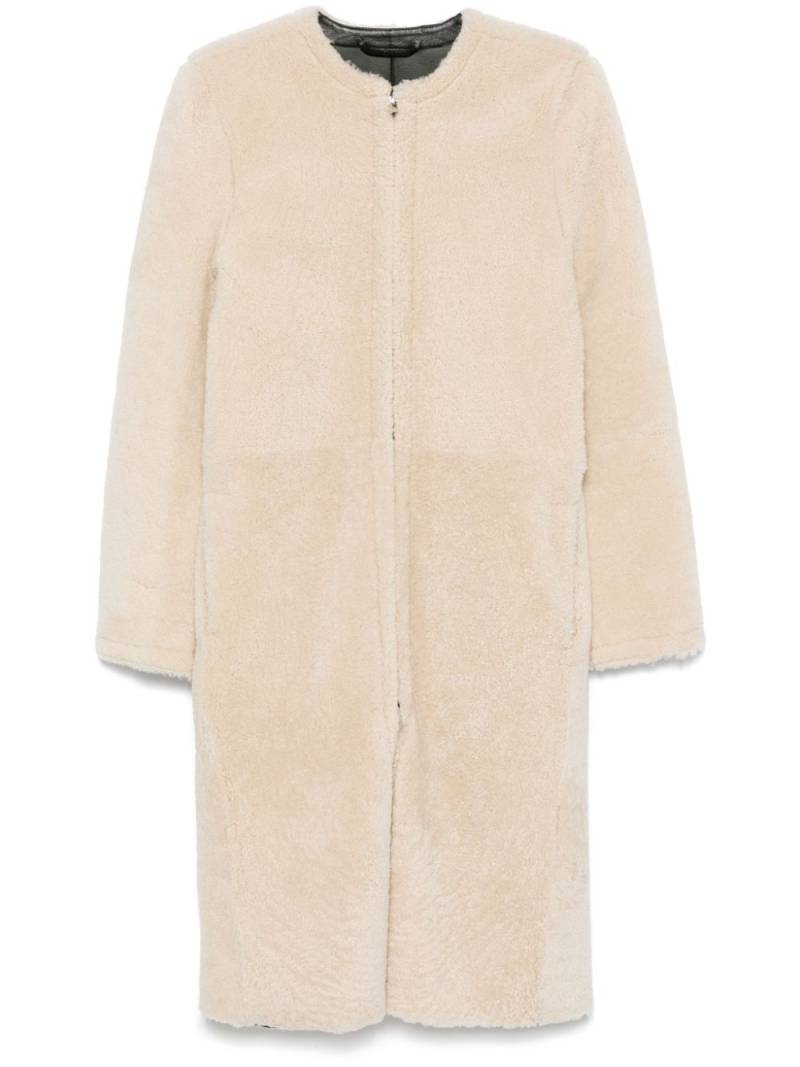 TOTEME shearling coat - Neutrals von TOTEME