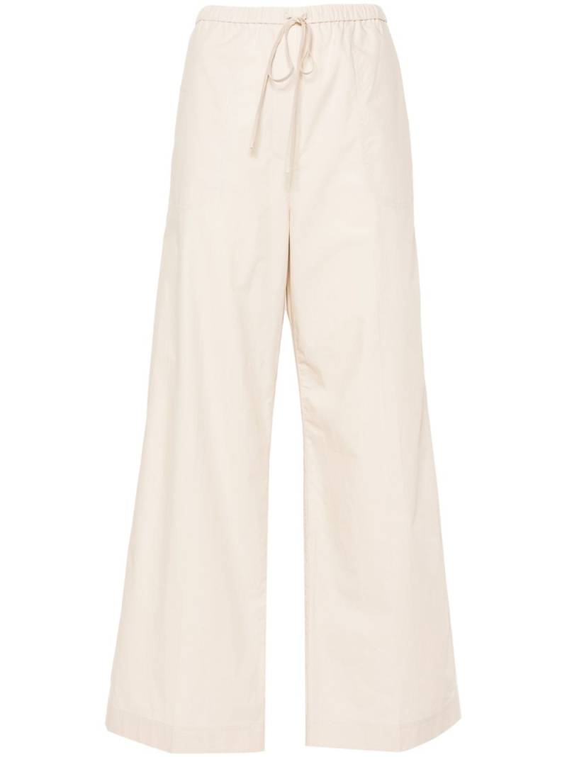 TOTEME straight-leg drawstring cotton trousers - Neutrals von TOTEME