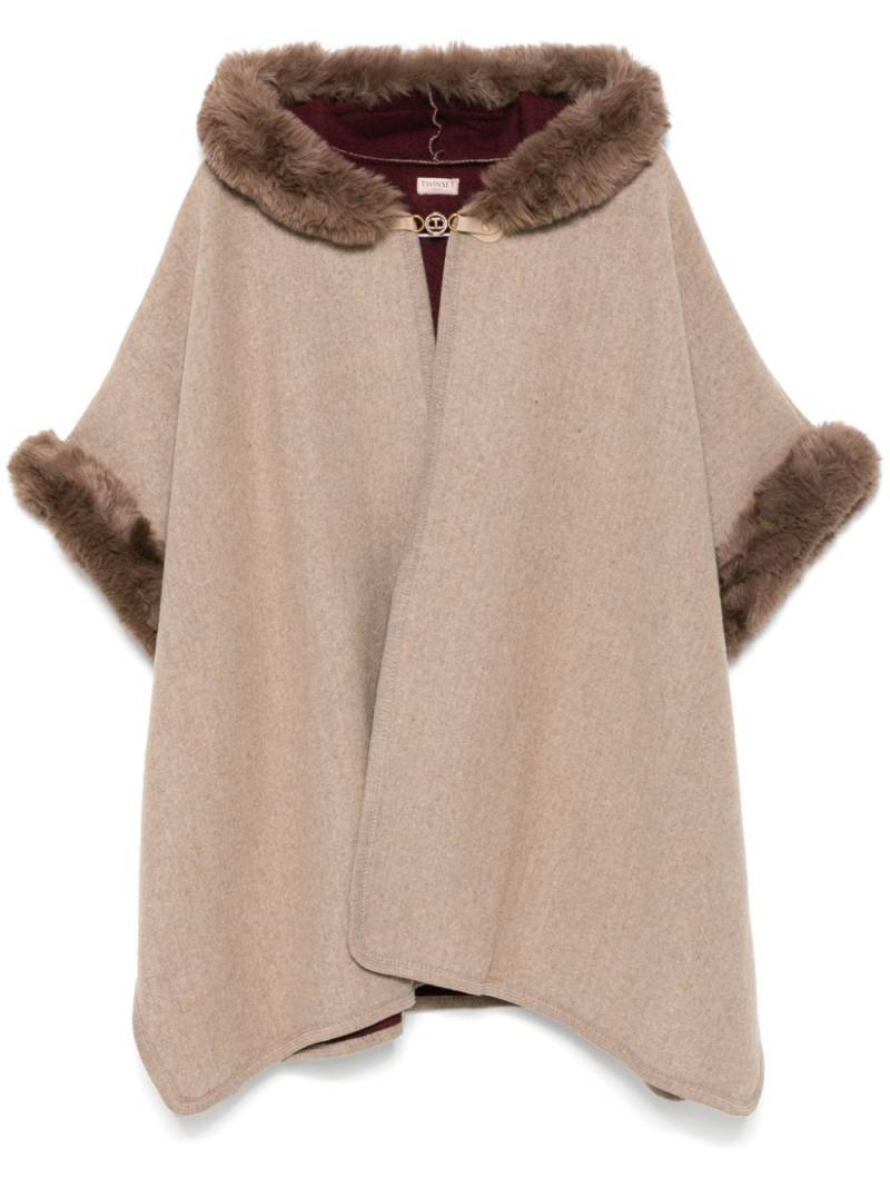 TWINSET logo-plaque poncho - Brown von TWINSET