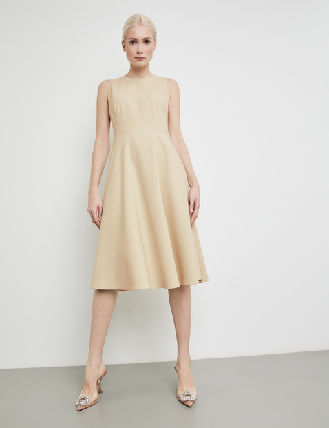 TAIFUN Damen Ärmelloses Kleid mit ausgestelltem Rockteil Rundhals Beige von Taifun