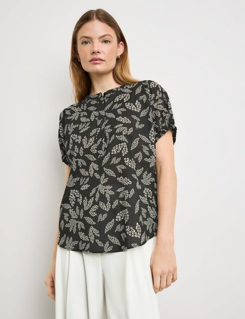 TAIFUN Damen Blusenshirt aus leichtem Baumwoll-Voile 60cm Kurzarm Rundhals Baumwolle Schwarz floral von Taifun