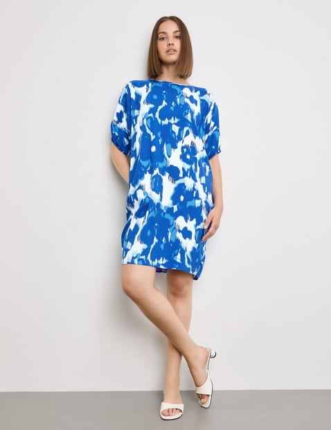 TAIFUN Damen Legeres Kleid mit Alloverprint Halber Arm Rundhals Viskose Blau gemustert von Taifun